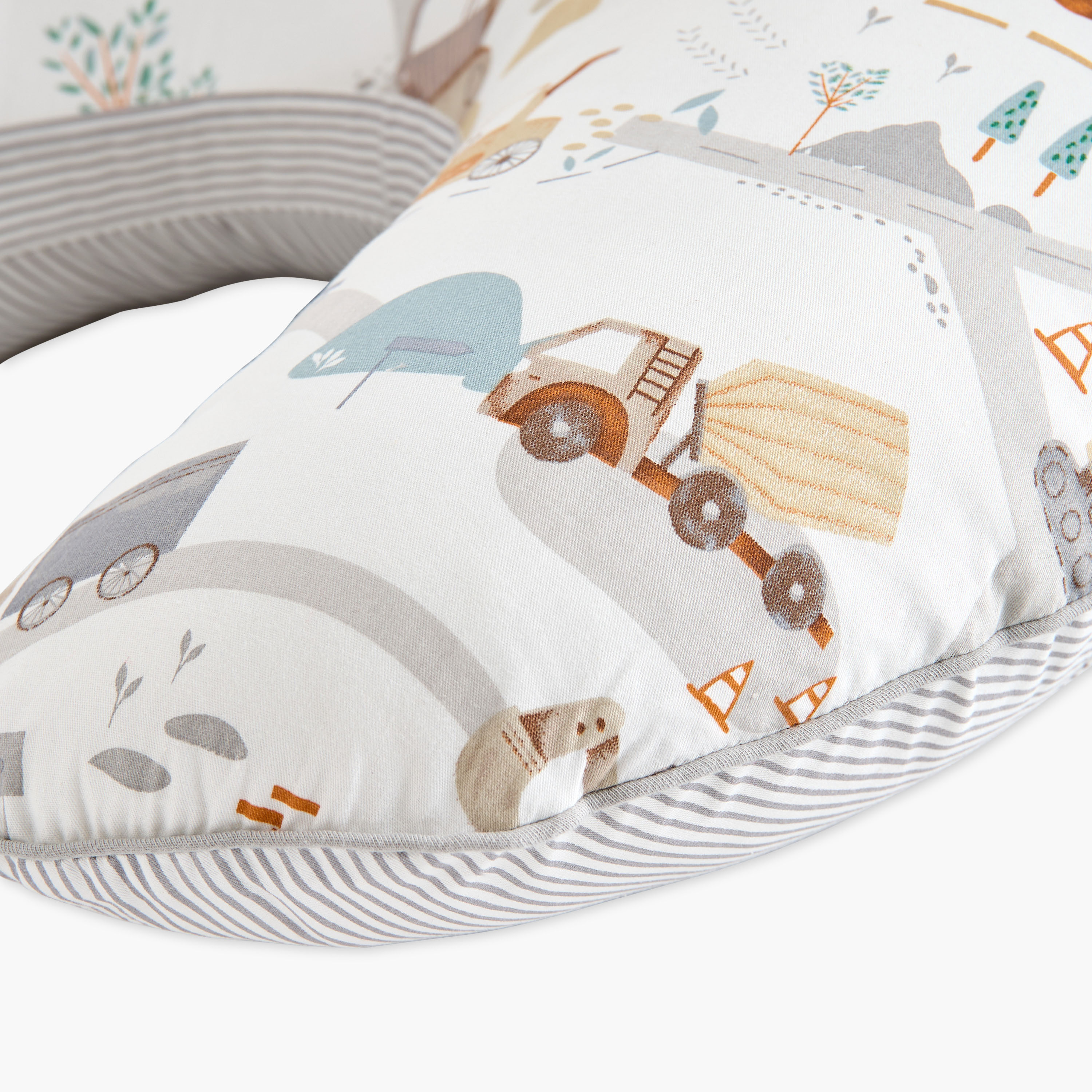 وسادة إطعام بطبعات طائر من جونيورز-baby-nursery-babybedding-image-4