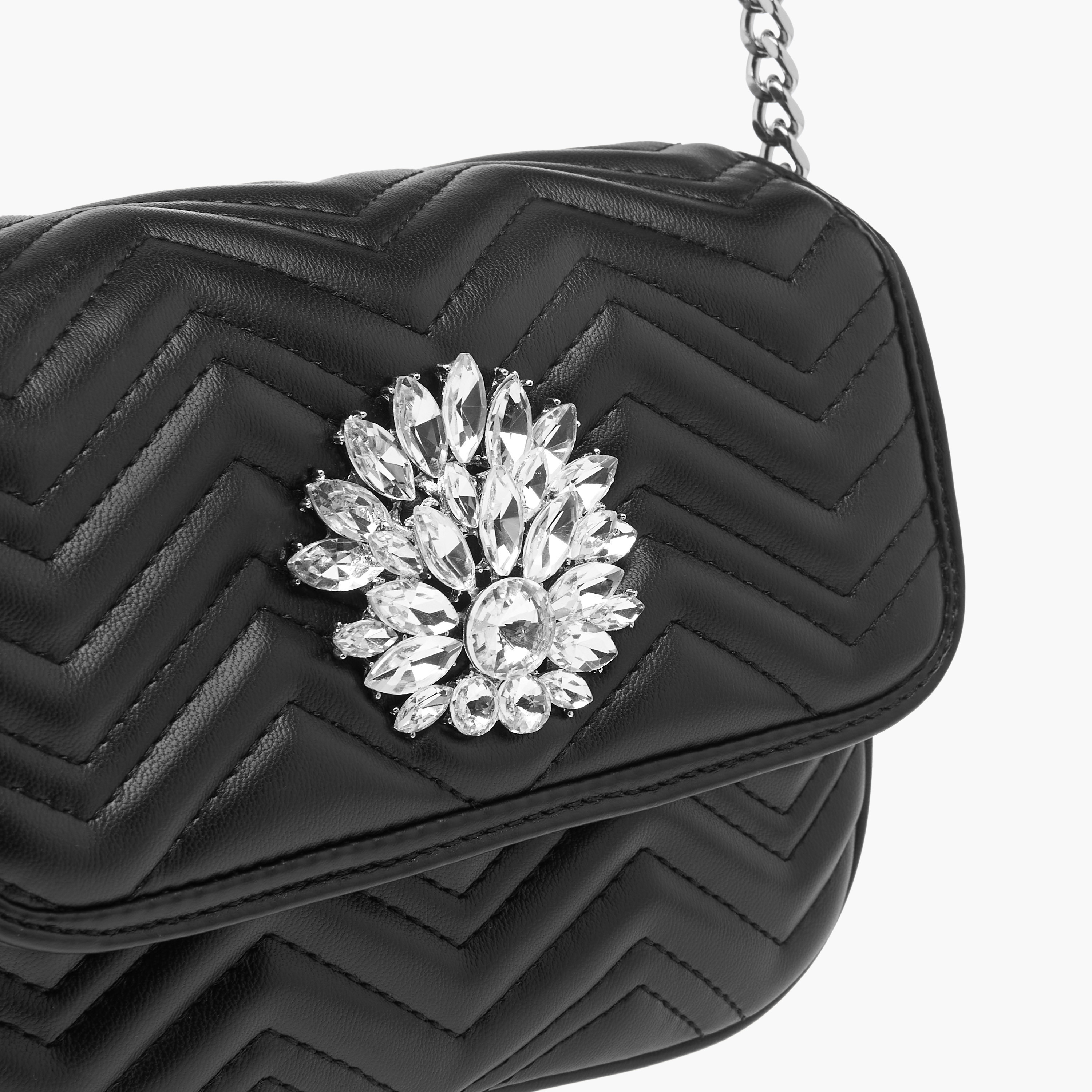 شنطة كروس بودي مزينة بحزام سلسلة وطية إغلاق من بابريكا-women-bagsandwallets-handbags-image-4