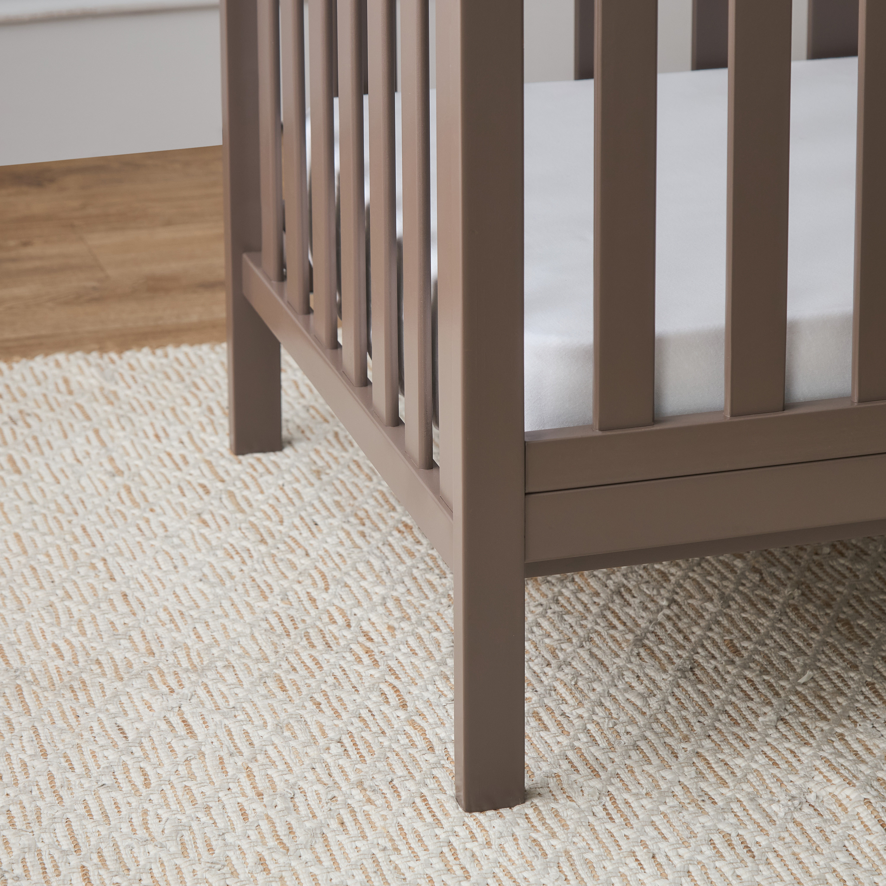 Juniors Adrian Crib with Toddler Rail-baby-nursery-furniture-cribsandbeds-babycribs-image-7