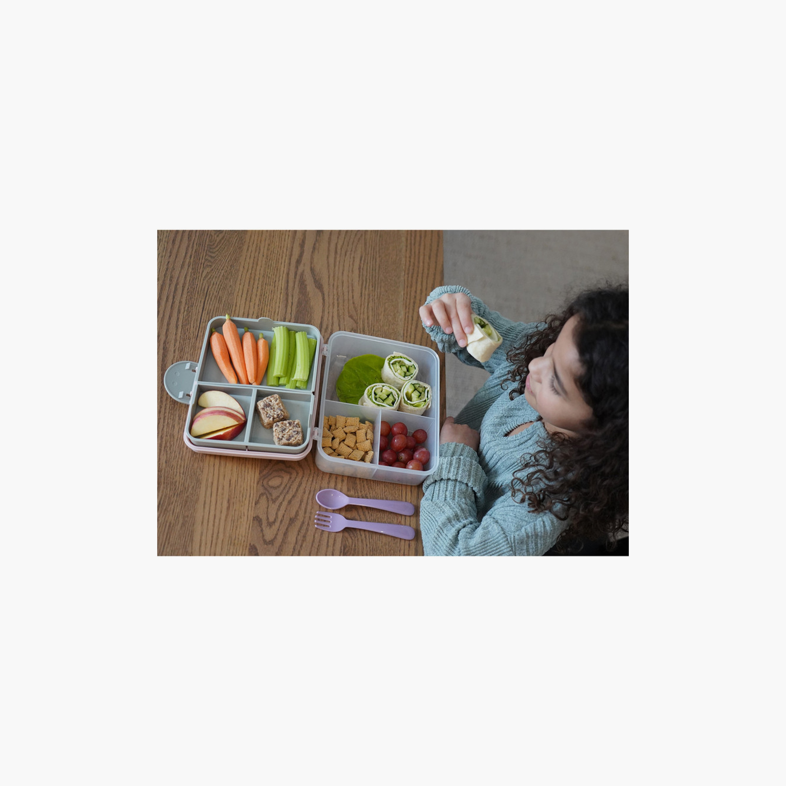صندوق غداء بينتو طبقتين مع ملعقة وشوكة من ميلي-school-lunchessentials-lunchboxes-image-6