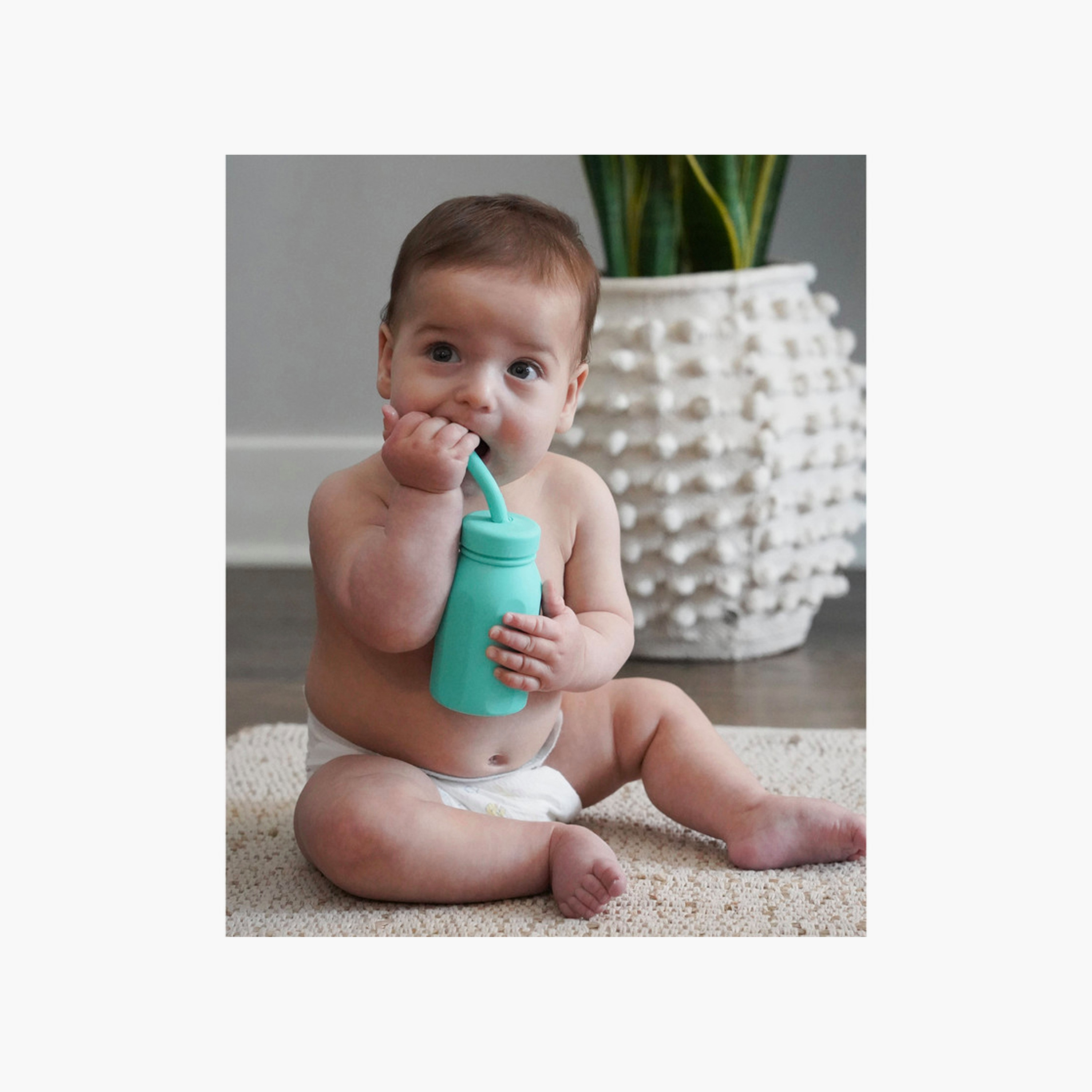 زجاجة مياه سيليكون خالية من مادة BPA مع ماصة من ميلي - 230 مل-school-waterbottles-image-4