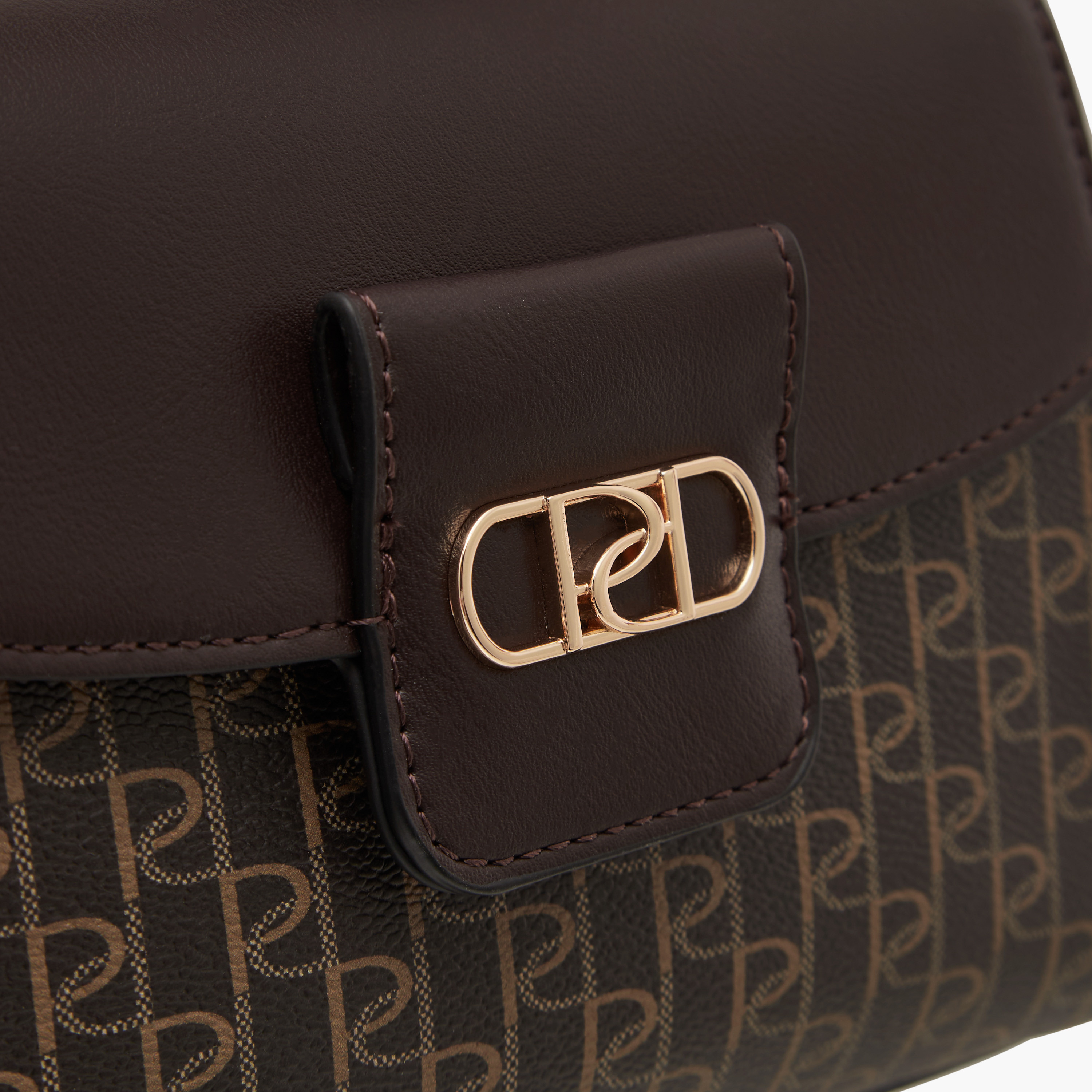 شنطة ساتشيل بطبعات مونوجرام وحزام سلسلة من بابريكا-women-bagsandwallets-handbags-image-4
