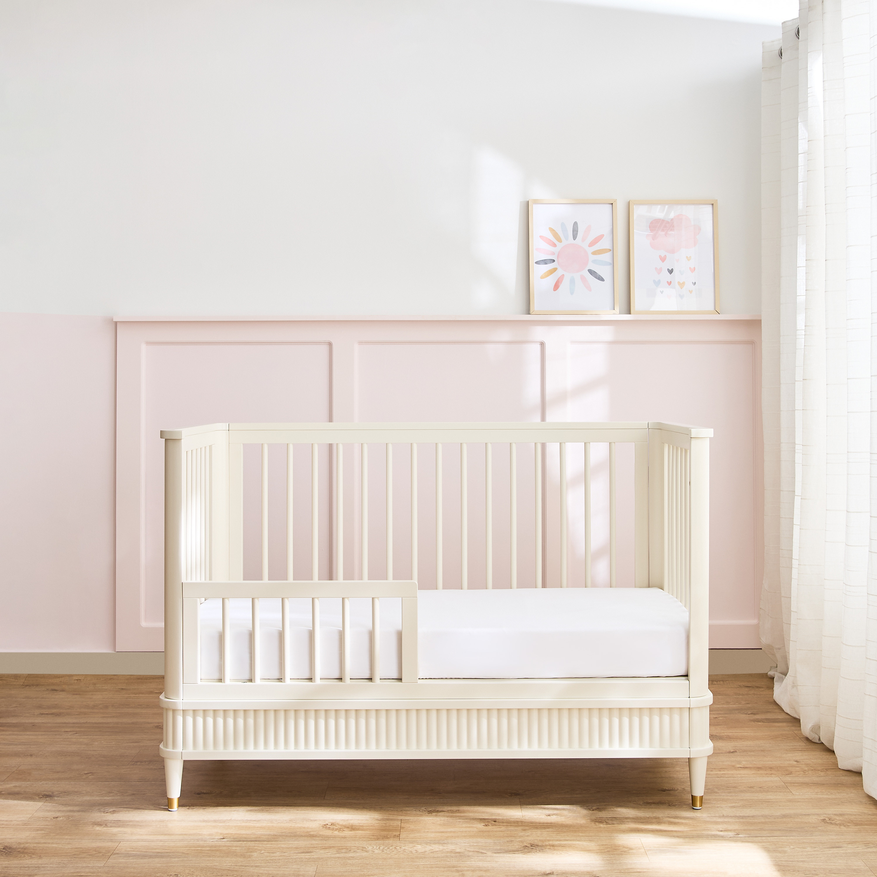 Giggles Aurelia Crib with Convertible Design and Guard Rails-baby-nursery-furniture-cribsandbeds-babycribs-image-7