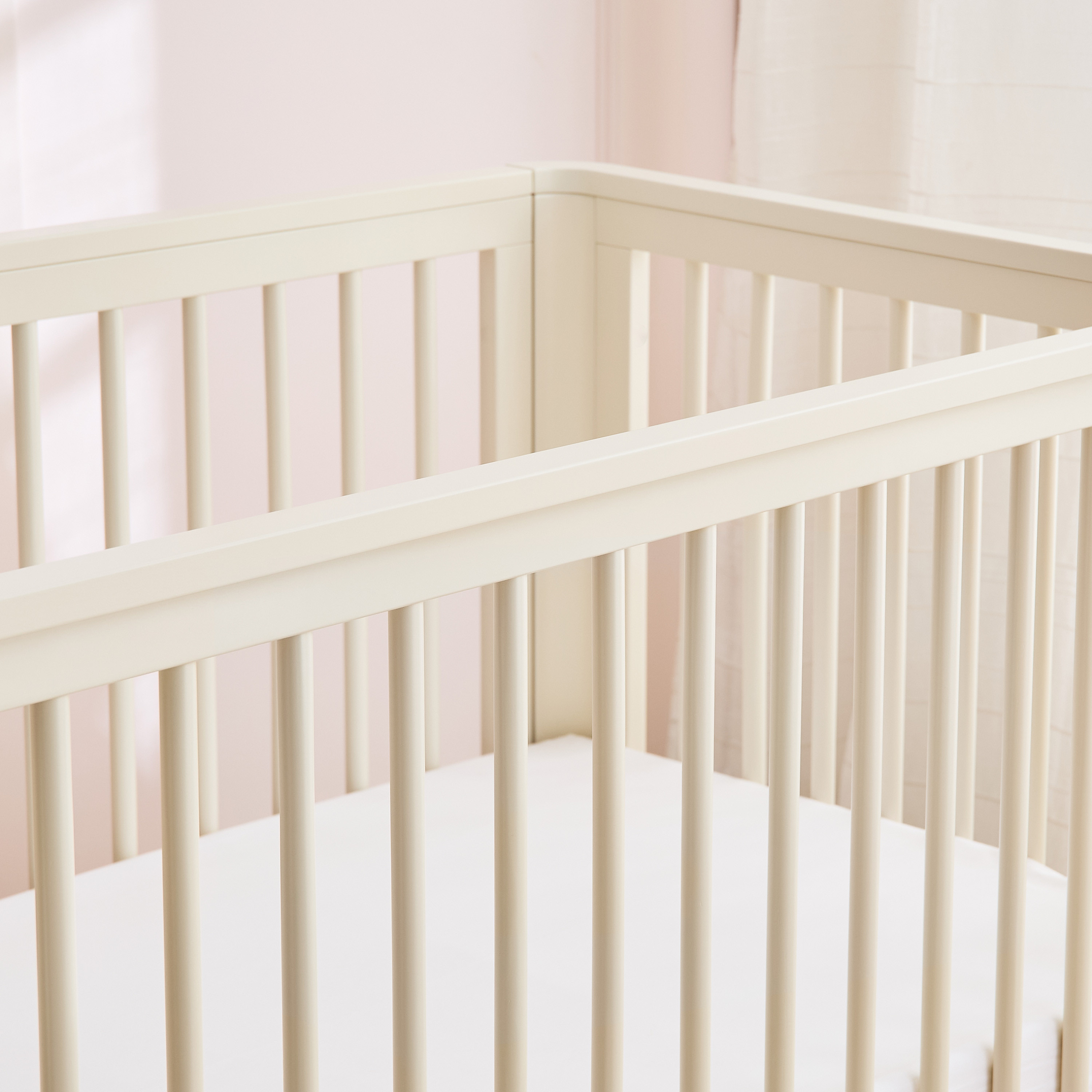 Giggles Aurelia Crib with Convertible Design and Guard Rails-baby-nursery-furniture-cribsandbeds-babycribs-image-9