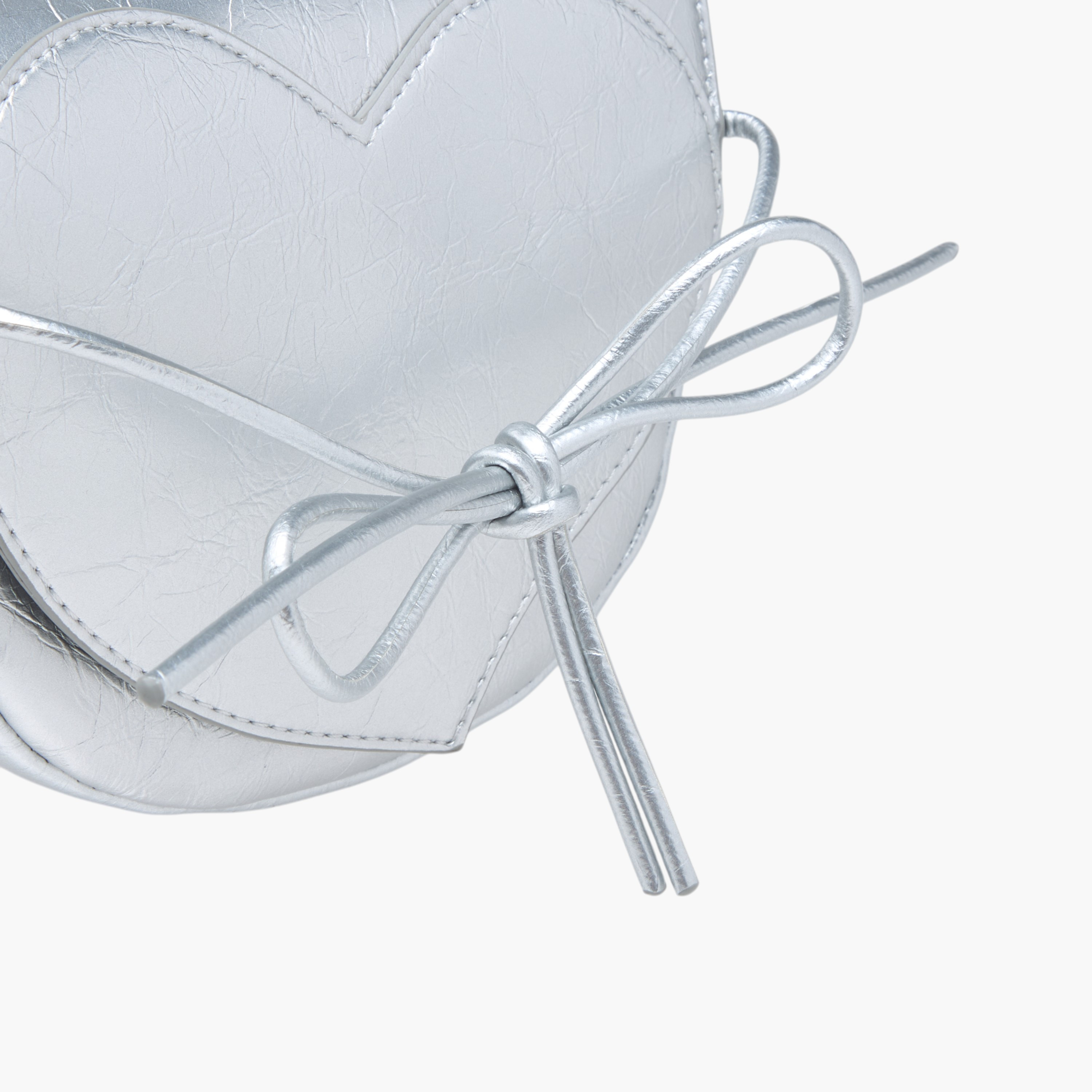 شنطة كروس بودي بزر إغلاق وفيونكة من تشارمز-girls-accessories-bags-image-5