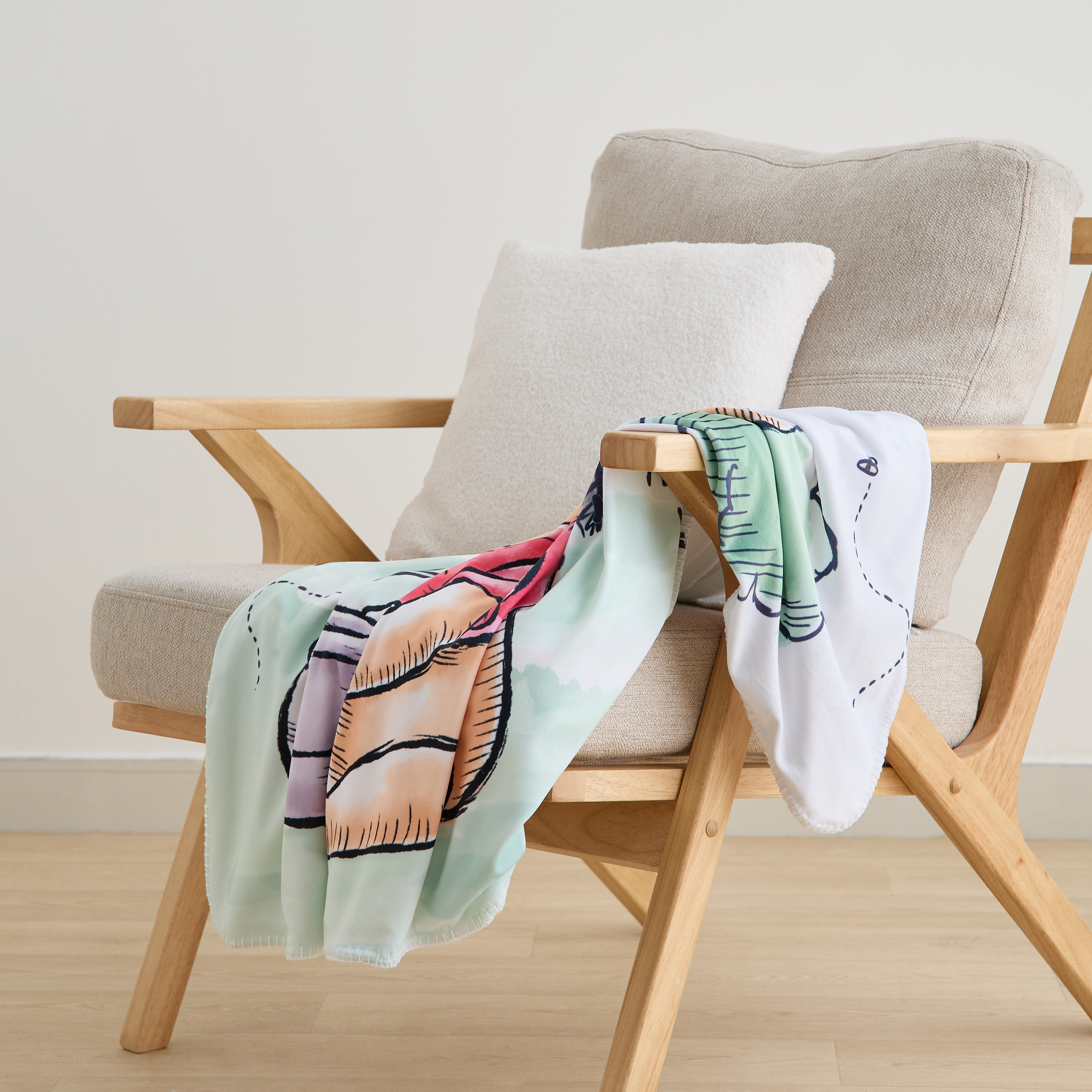 بطانية راشيل بطبعات ويني ذا بو من ديزني - 80x100 سم-baby-nursery-blanketsandswaddles-blanketsandquilts-image-2