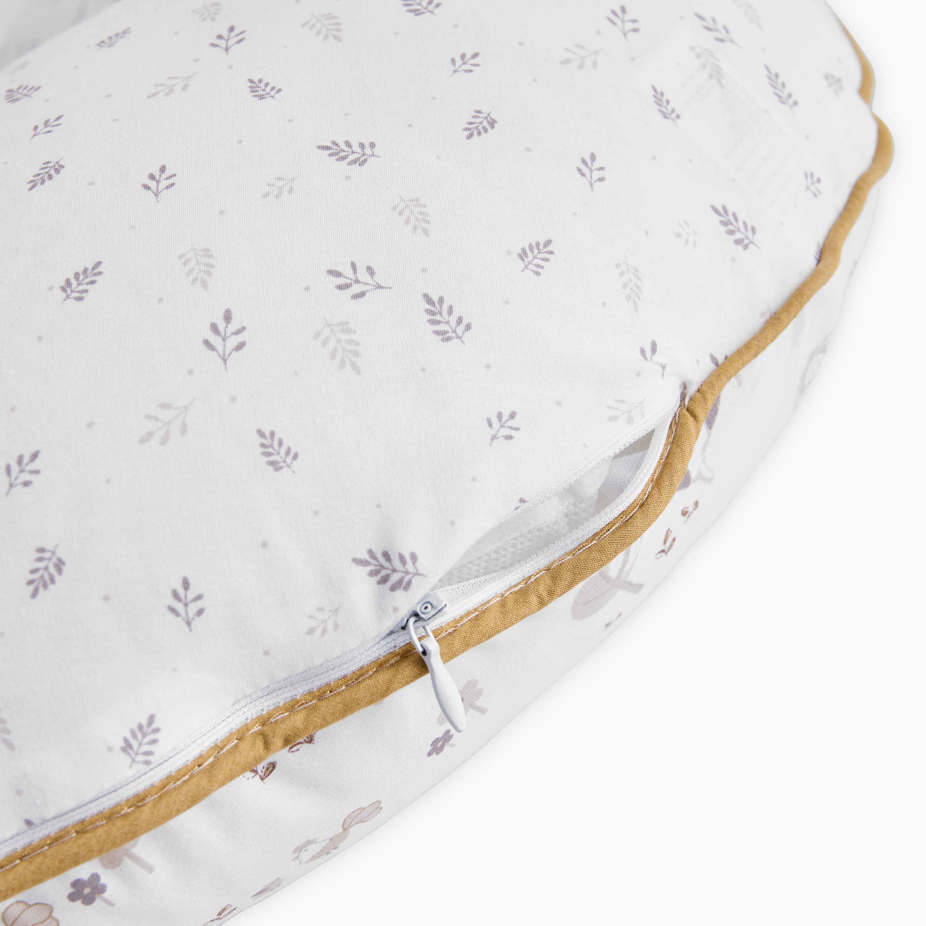 Juniors Farm Friends Feeding Pillow-baby-feeding-breastfeedingandcare-image-5