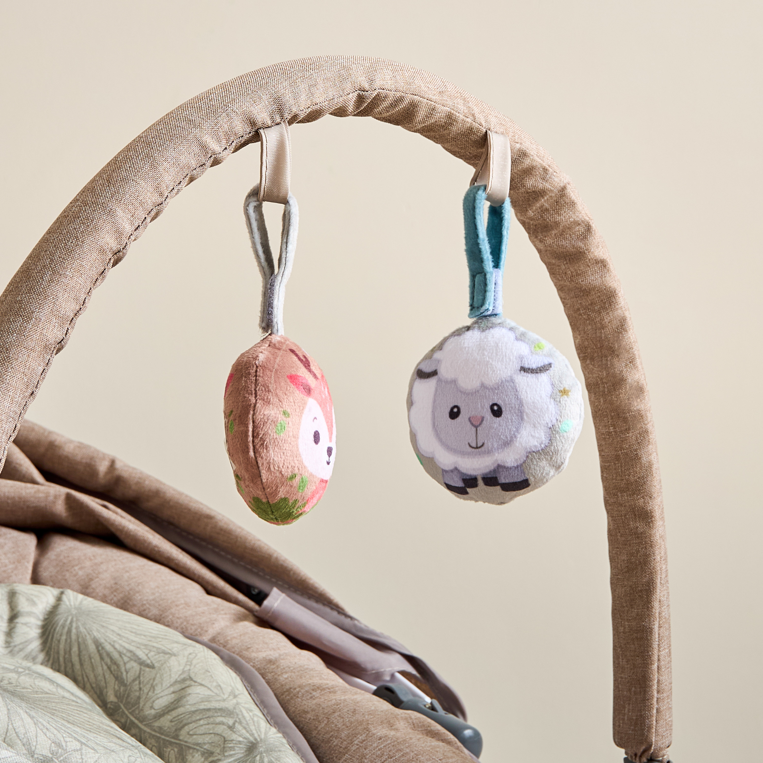 كرسي هزاز جريت مع مظلة وألعاب من جونيورز-baby-infantactivity-rockers-image-5