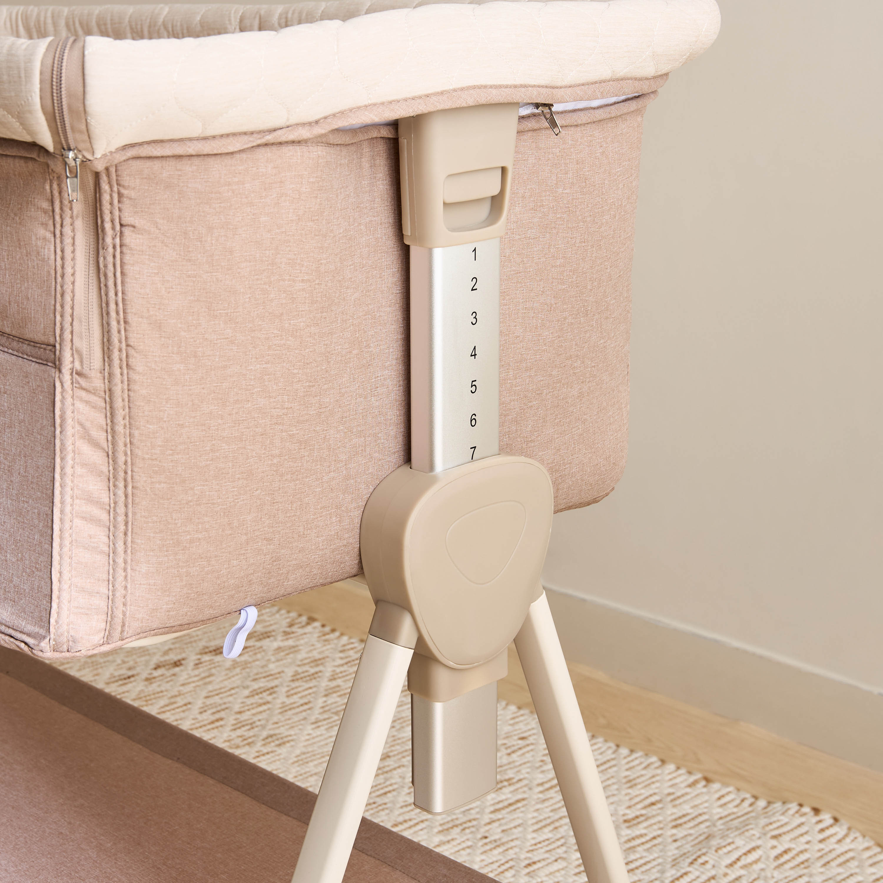 Juniors Percy Baby Bassinet with 7 Adjustable Heights-baby-nursery-furniture-cribsandbeds-bassinets-image-17