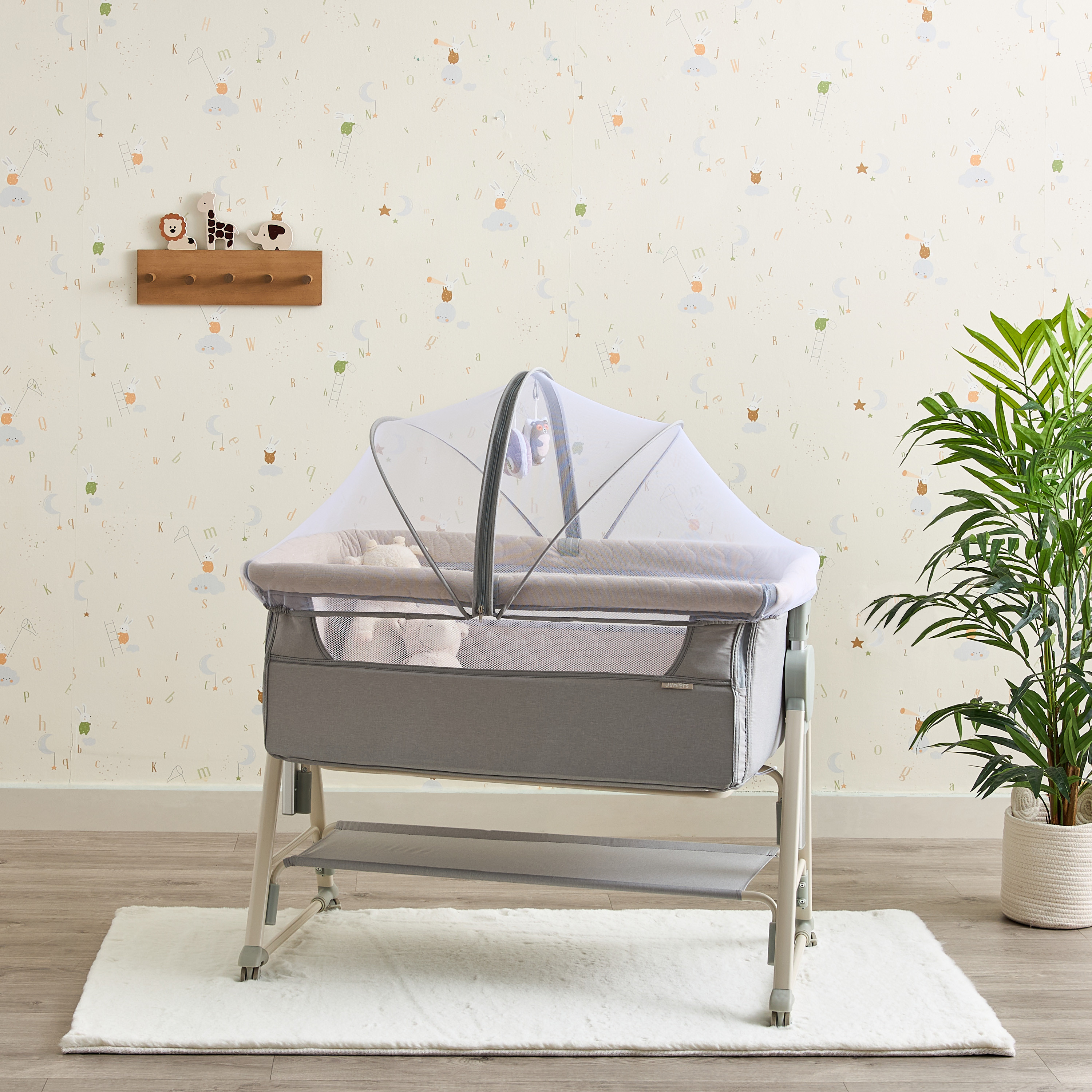 Juniors Percy Baby Bassinet with 7 Adjustable Heights-baby-nursery-furniture-cribsandbeds-bassinets-image-1