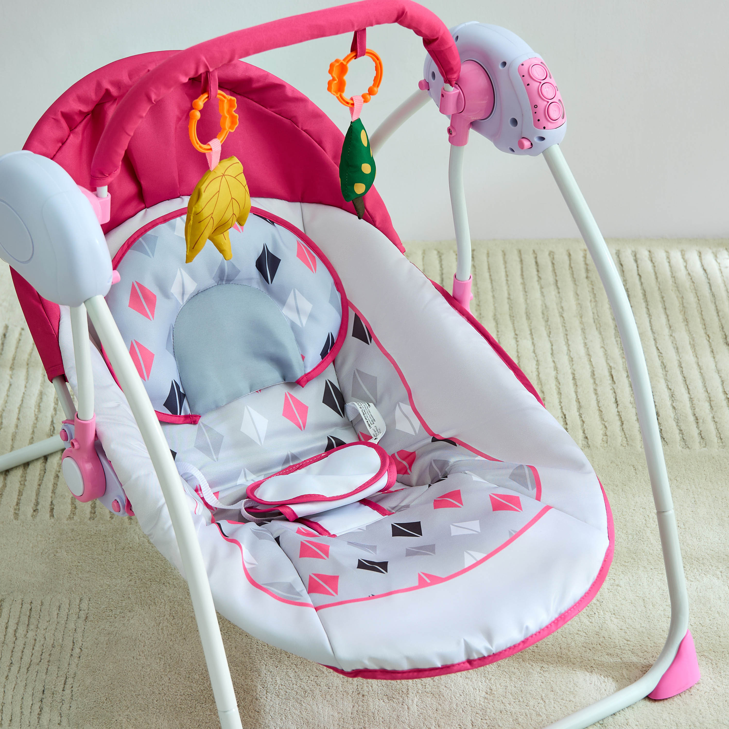 كرسي هزاز للأطفال بجهاز تحكم عن بعد مع ناموسية من ليتل بلومرز-baby-infantactivity-rockers-image-4