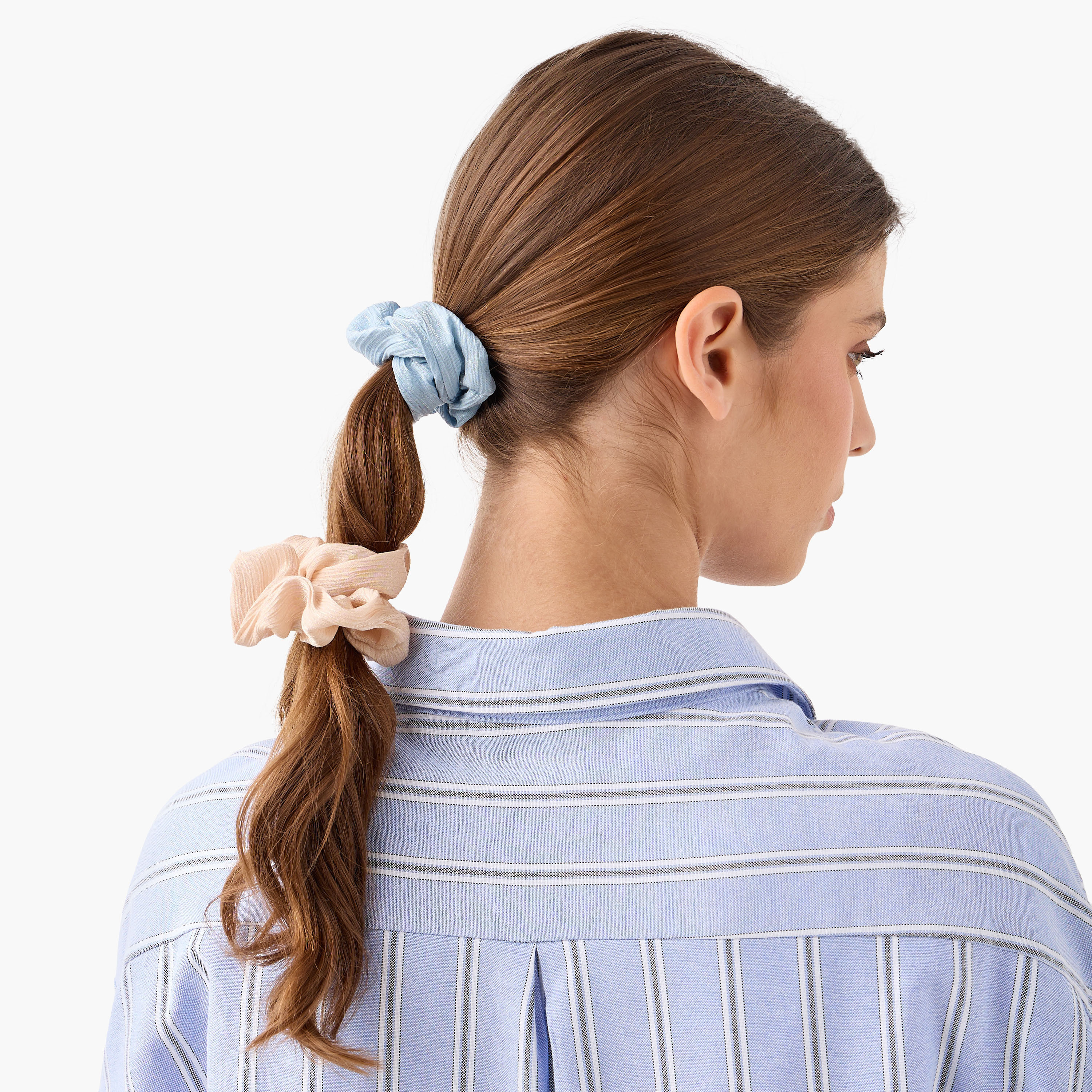 ربطات شعر بارزة الملمس - طقم 3 قطع-women-hairaccessories-scrunchies-image-2