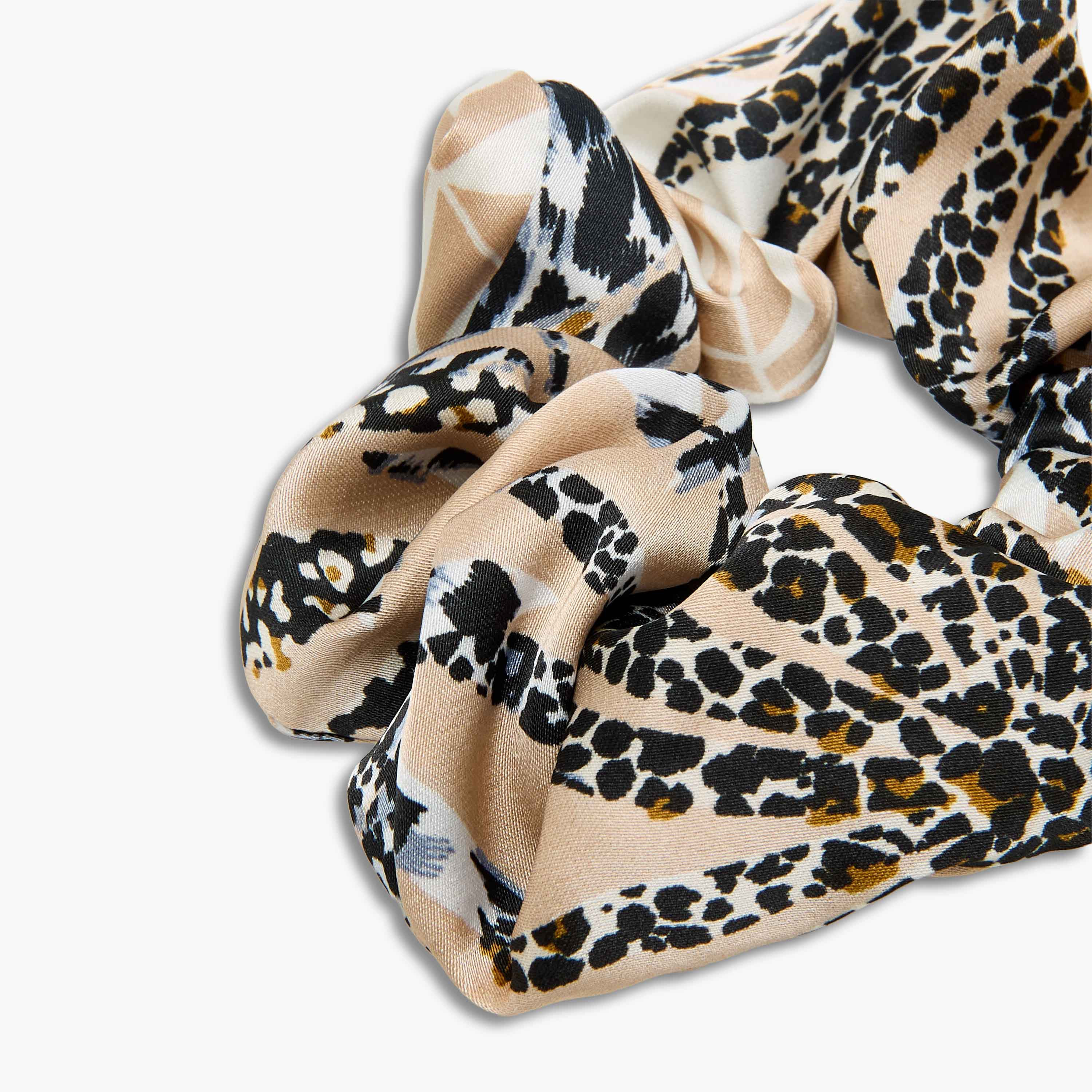 Pack of 3 Assorted Hair Scrunchie-women-hairaccessories-scrunchies-image-5