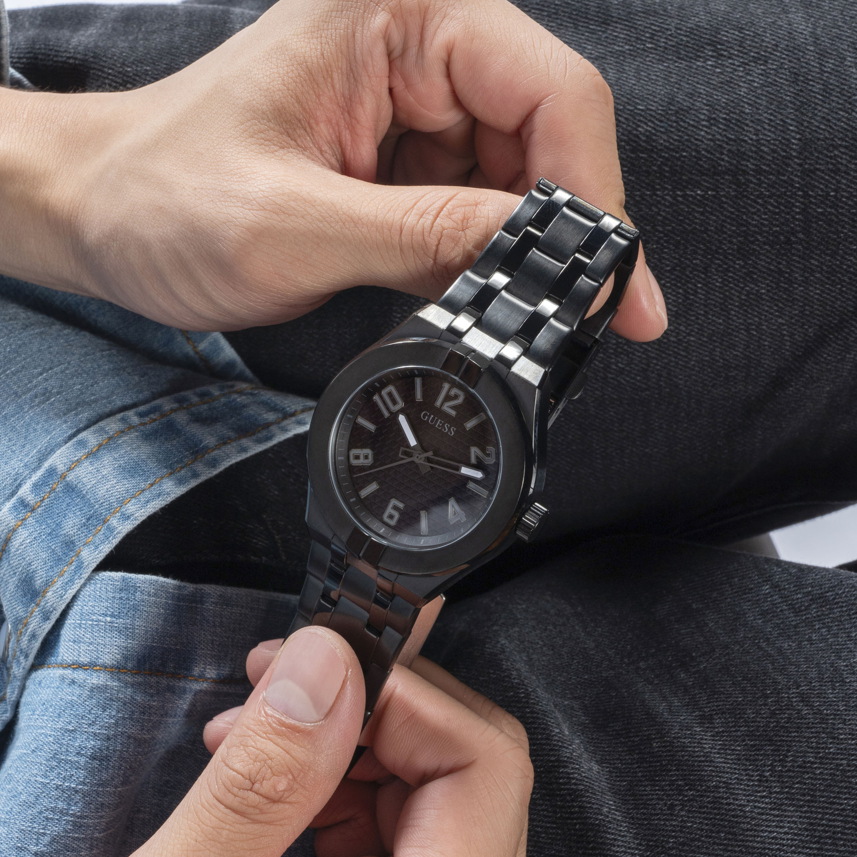 Guess Men's 44 MM Black Analog Stainless Steel Strap Watch | GW0661G3-men-watchesandjewellery-watches-image-8