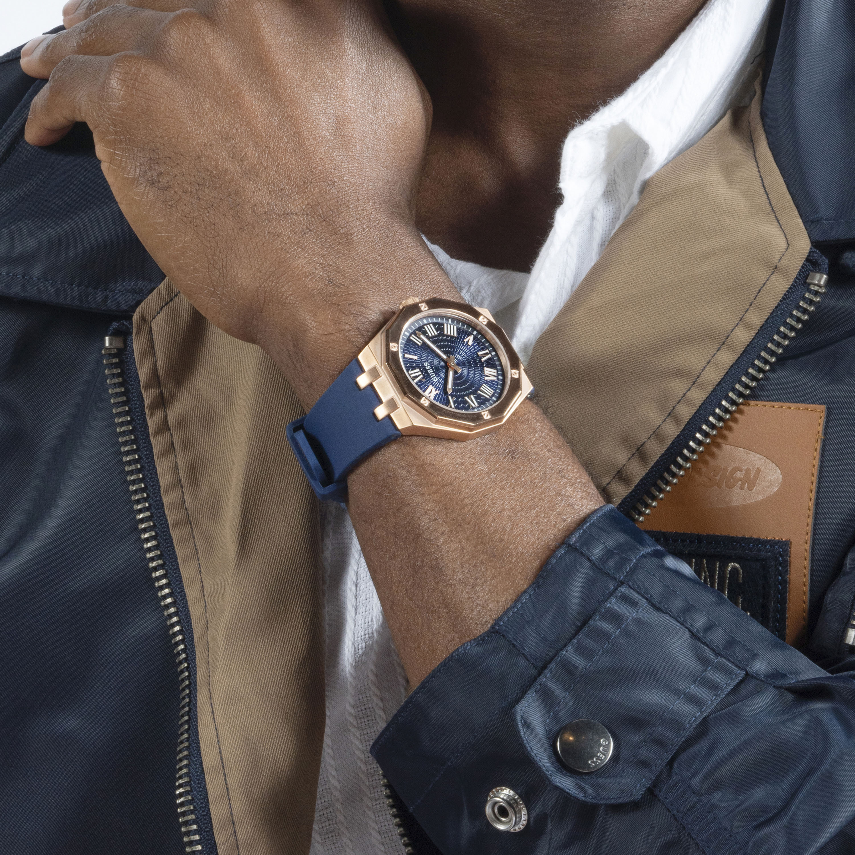 Guess Men's 42 MM Blue Analog Silicone Strap Watch | GW0663G3-men-watchesandjewellery-watches-image-6