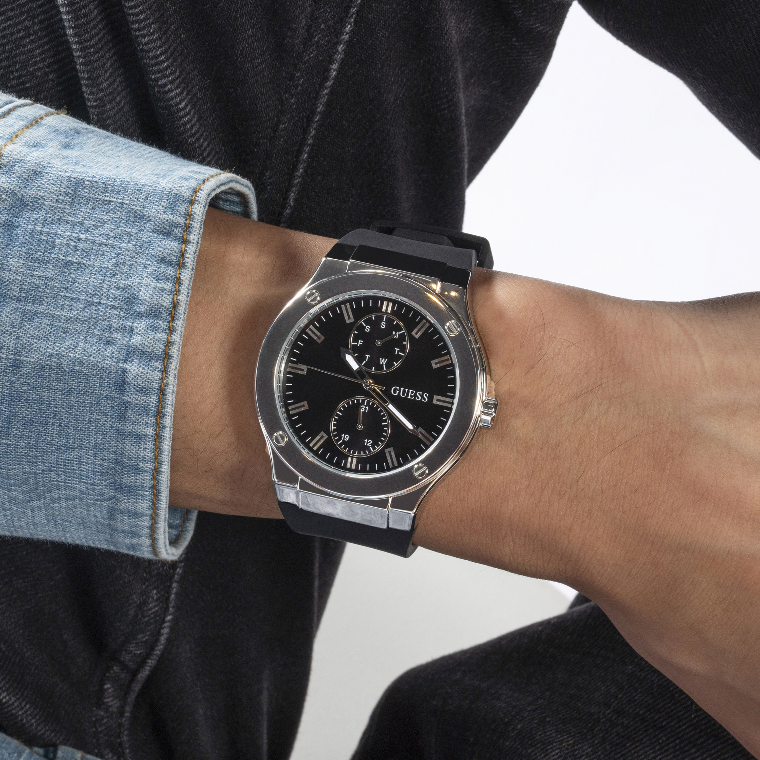 Guess Men's 45 MM Black Chronograph Silicone Strap Watch | GW0491G3-men-watchesandjewellery-watches-image-7