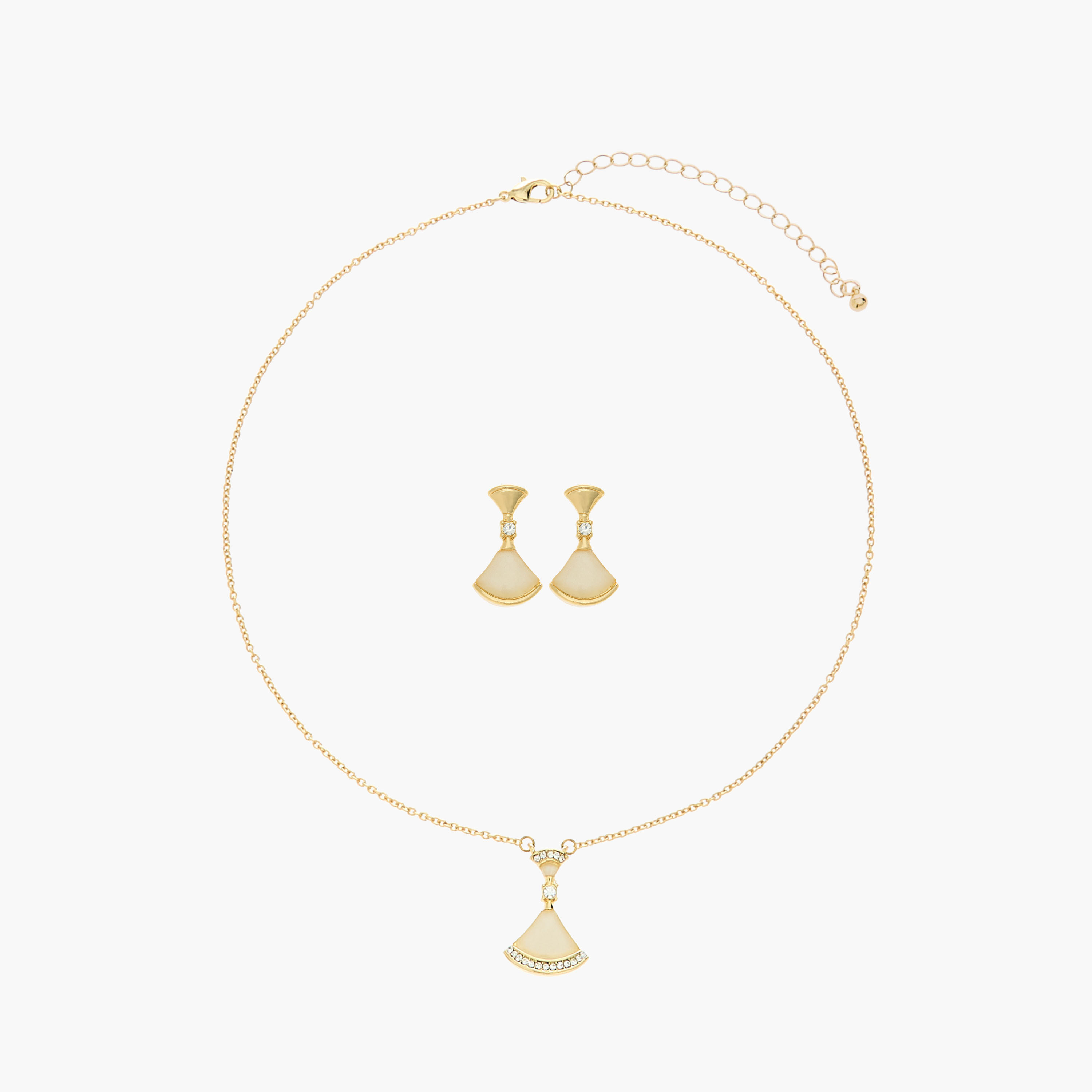 عقد مزين بدلاية معدن وحلق - طقم من قطعتين-women-watchesandjewellery-jewellery-jewellerysets-image-1