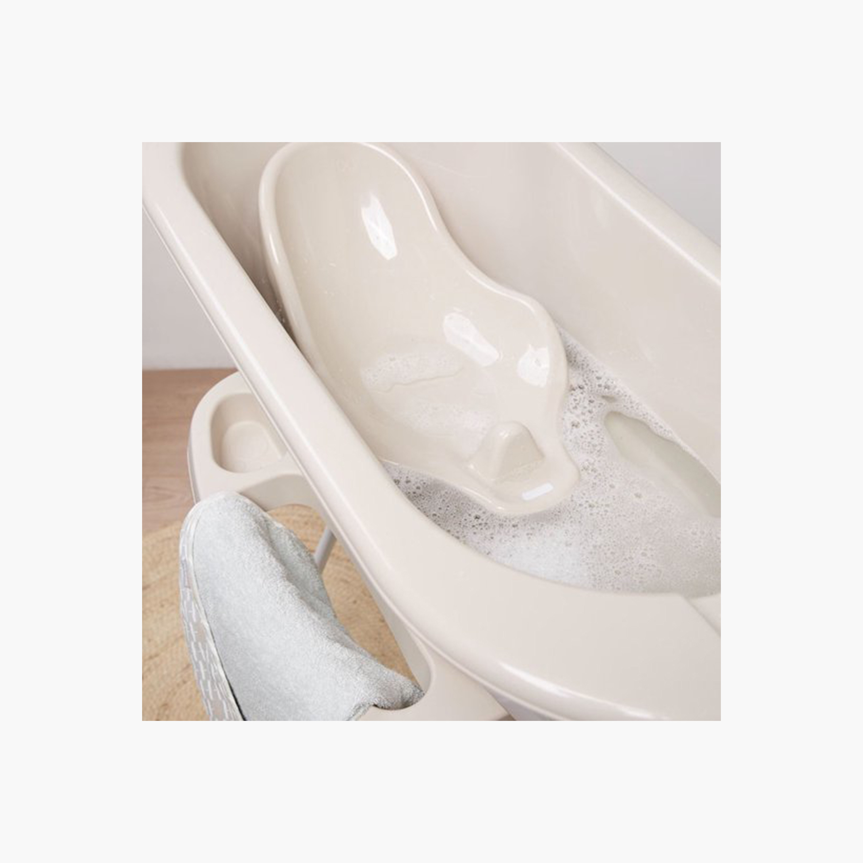 داعم حوض الاستحمام من بيبيجو-baby-bathandcare-bathtubs-image-4