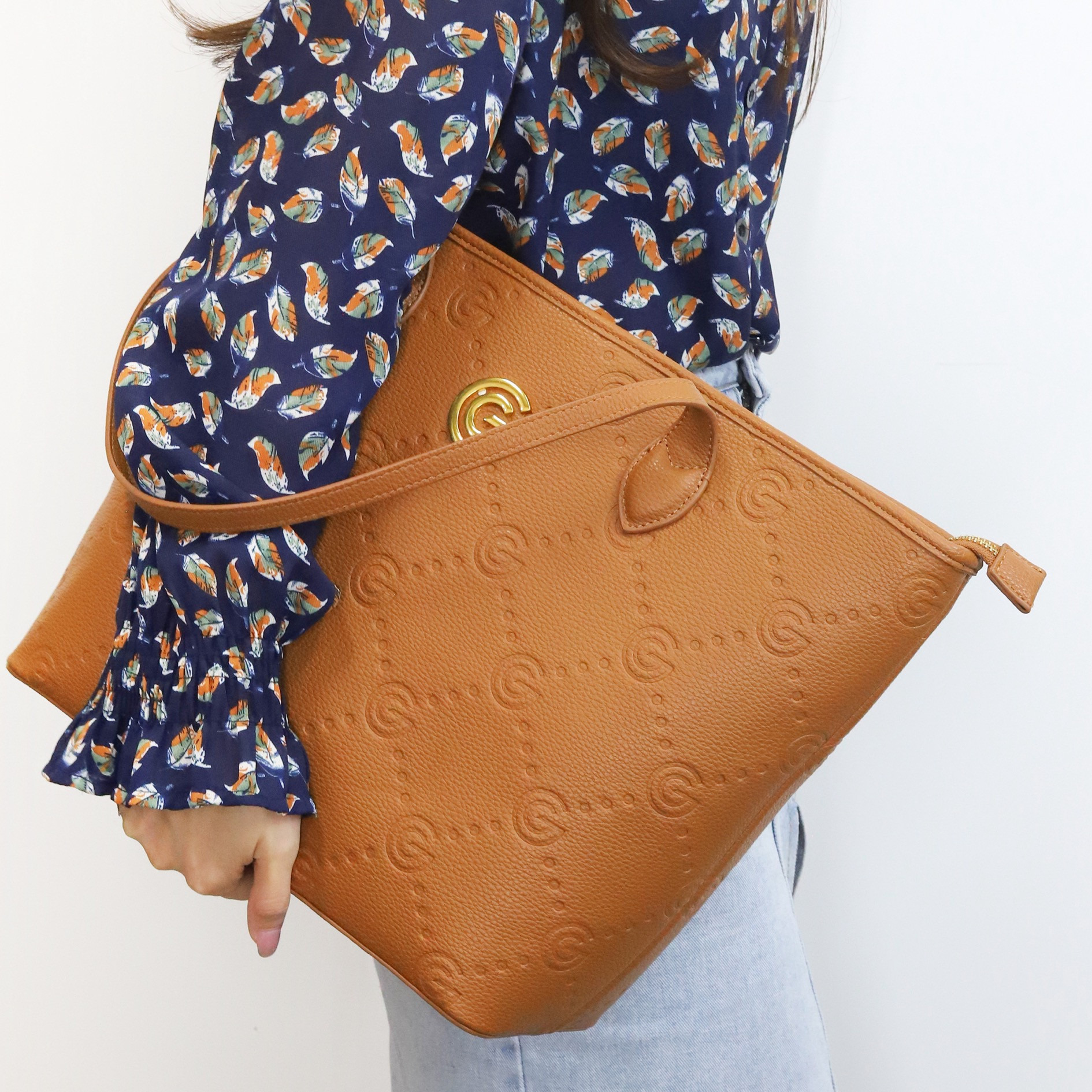Gabriella Gucci Monogram Embossed Tote Bag with Pouch-women-bagsandwallets-handbags-image-17