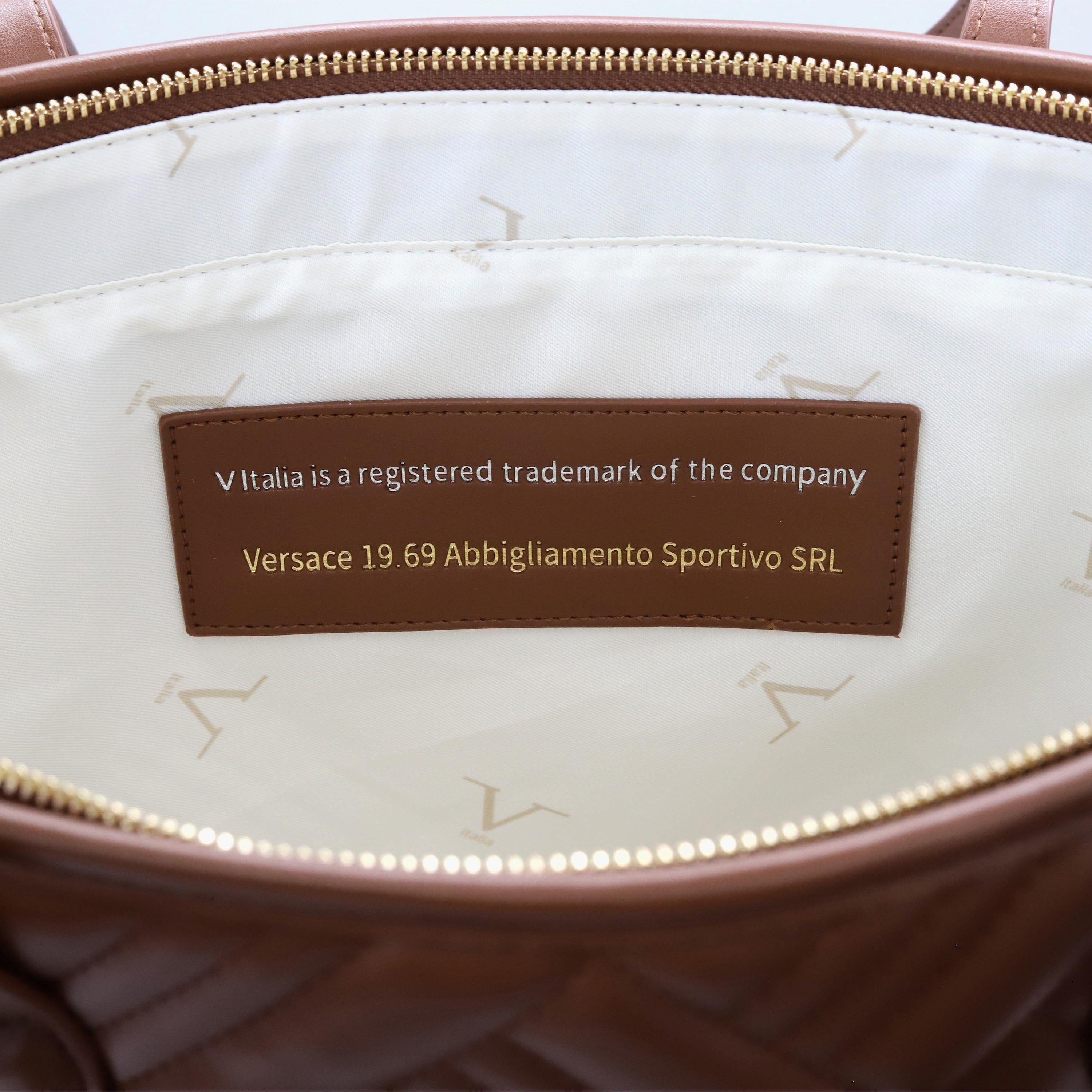 شنطة توتي مبطنة بمقبض مزدوج وشنطة صغيرة من في إيطاليا-women-bagsandwallets-handbags-image-31