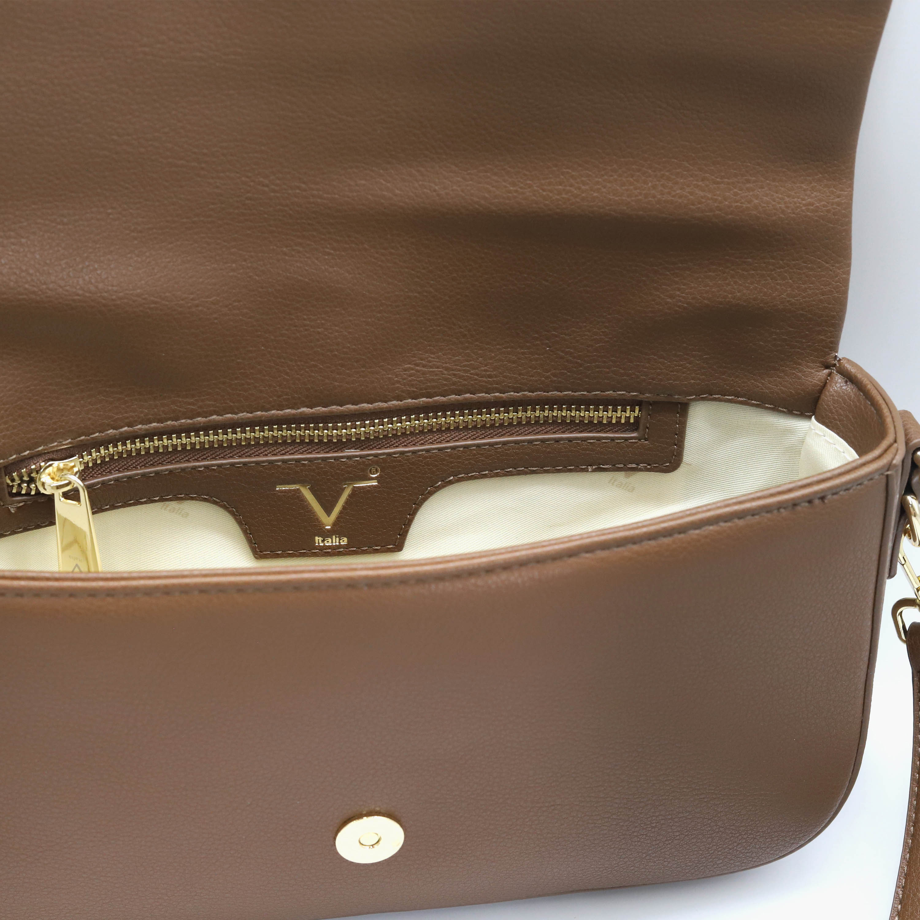 شنطة كروس بودي سادة بحزام قابل للفصل وطيّة إغلاق من في إيتاليا-women-bagsandwallets-handbags-image-40