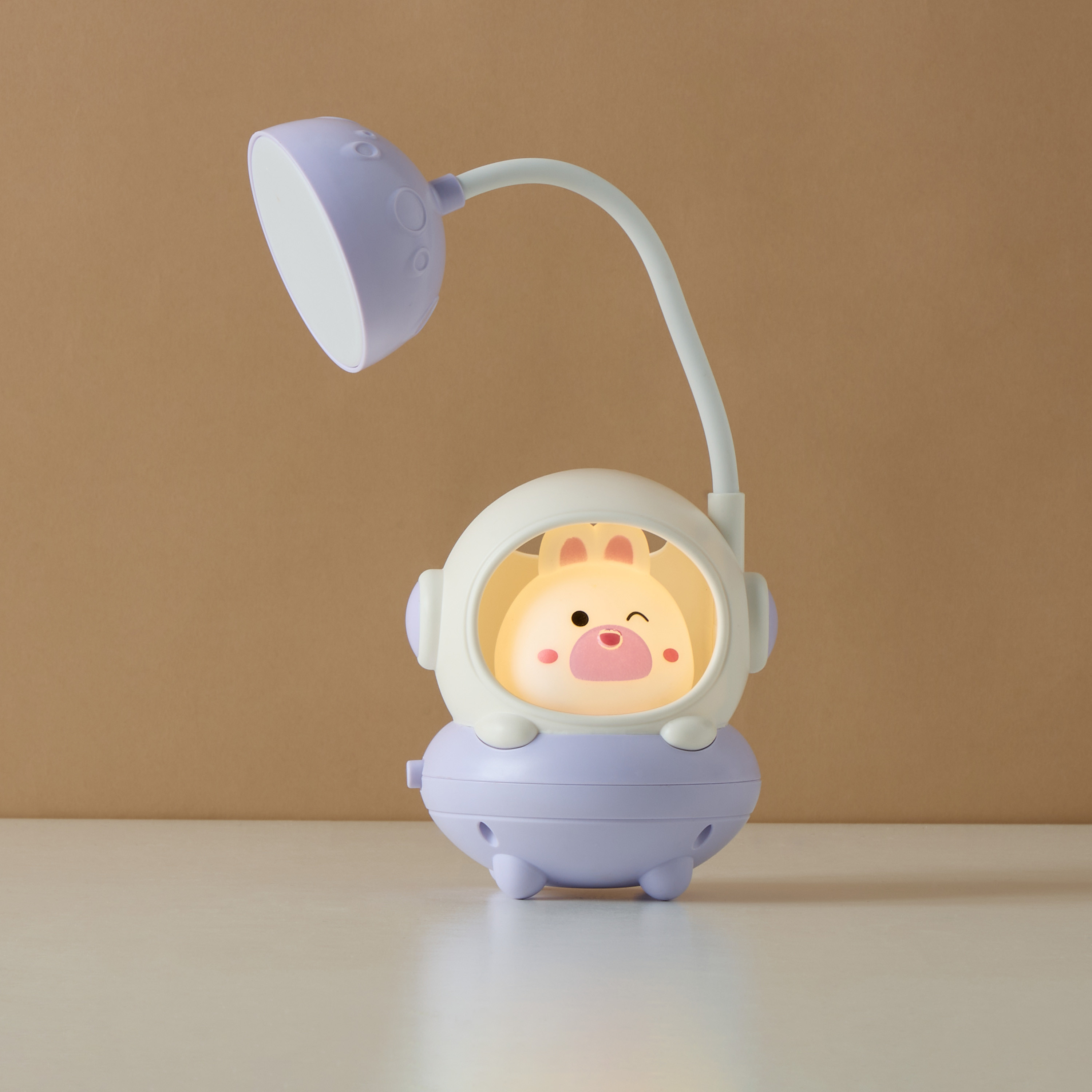 Astronaut Rabbit Rechargeable Table Lamp-household-lighting-decorativelighting-noveltylights-image-4