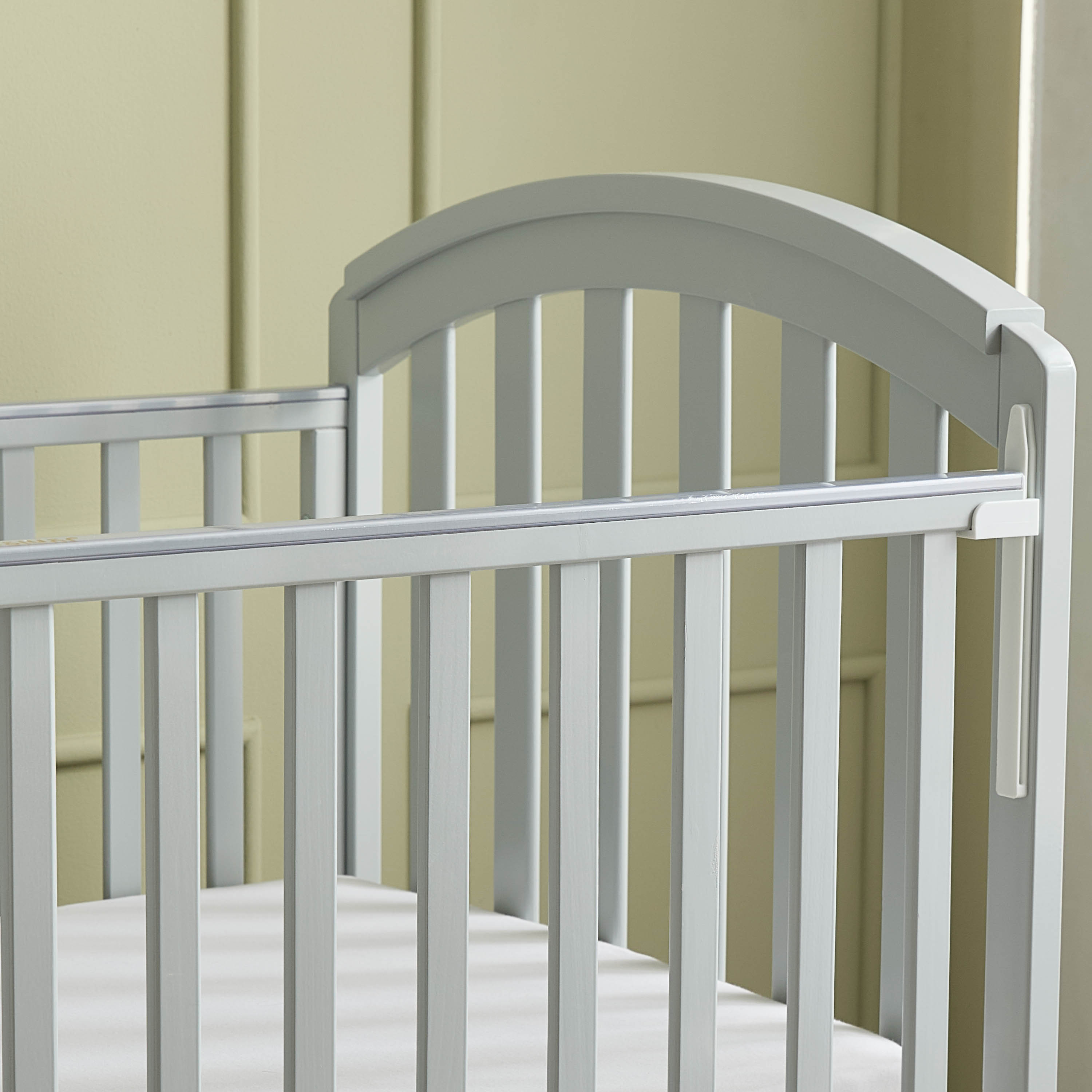 Juniors Capri Crib with Adjustable Height and Side Rails (Up to 3 years)-baby-nursery-furniture-cribsandbeds-babycribs-image-6