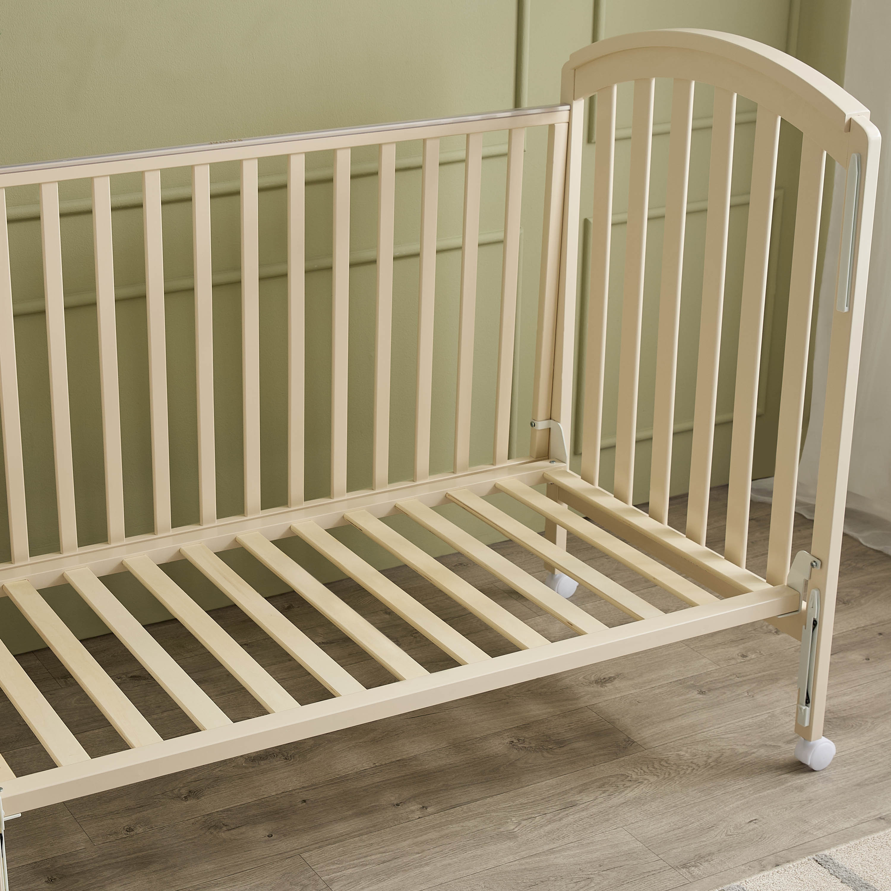 Juniors Capri Crib with Adjustable Height and Side Rails (Up to 3 years)-baby-nursery-furniture-cribsandbeds-babycribs-image-10