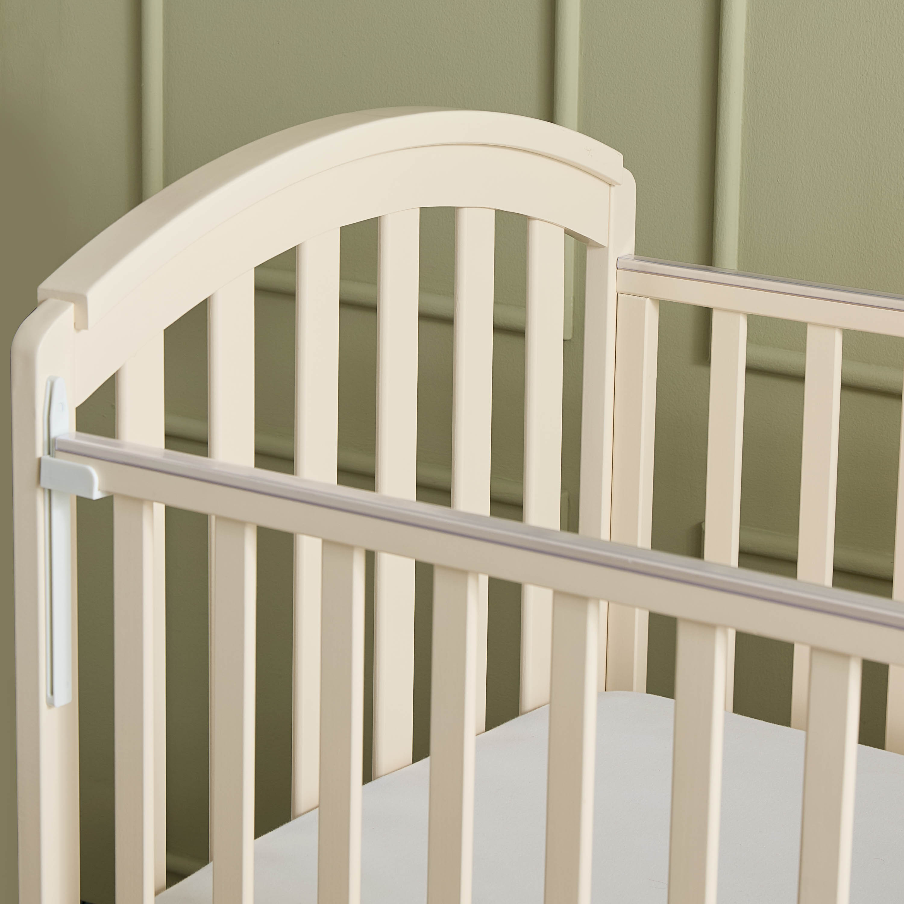 Juniors Capri Crib with Adjustable Height and Side Rails (Up to 3 years)-baby-nursery-furniture-cribsandbeds-babycribs-image-8