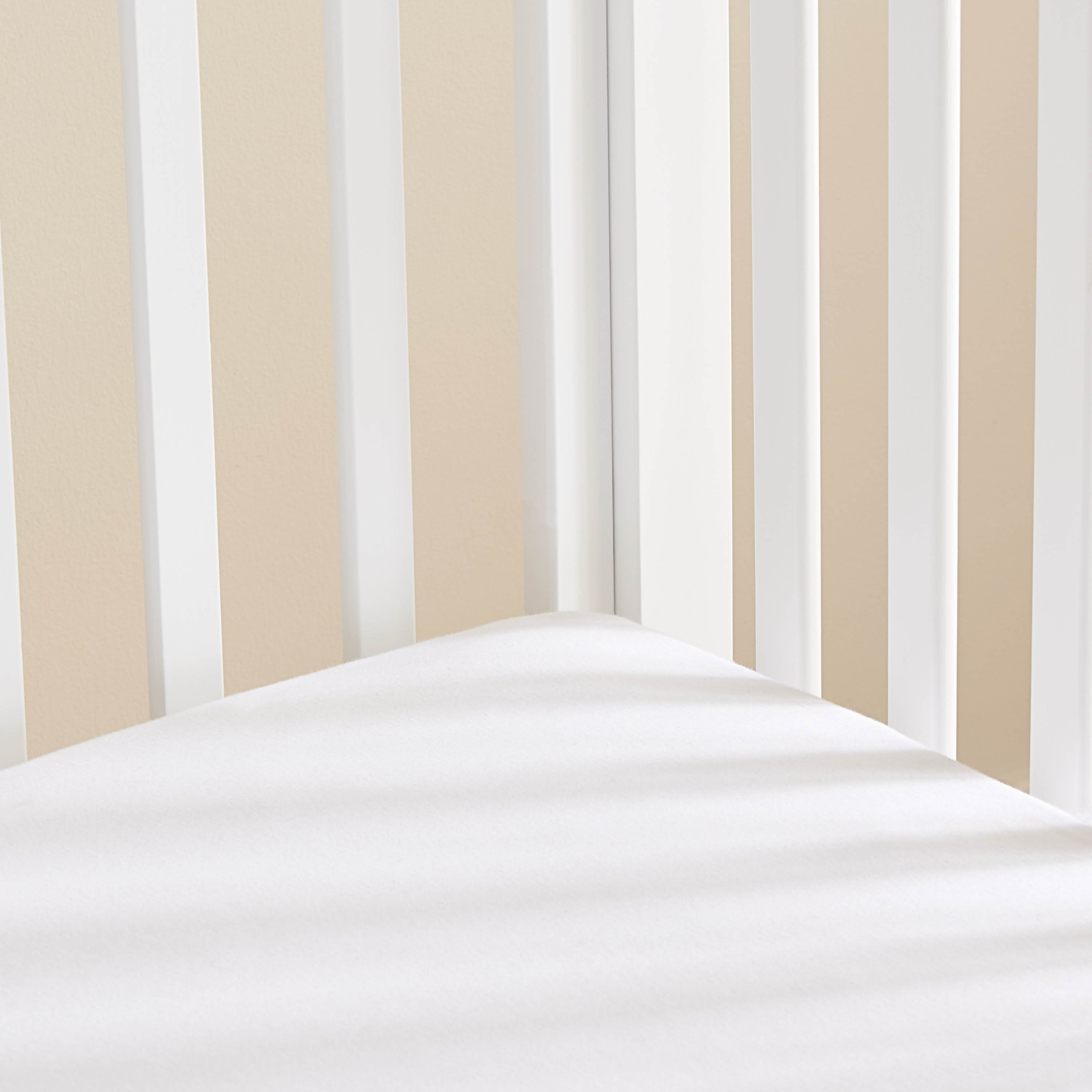 Magaret Wooden Crib-baby-nursery-furniture-cribsandbeds-babycribs-image-10