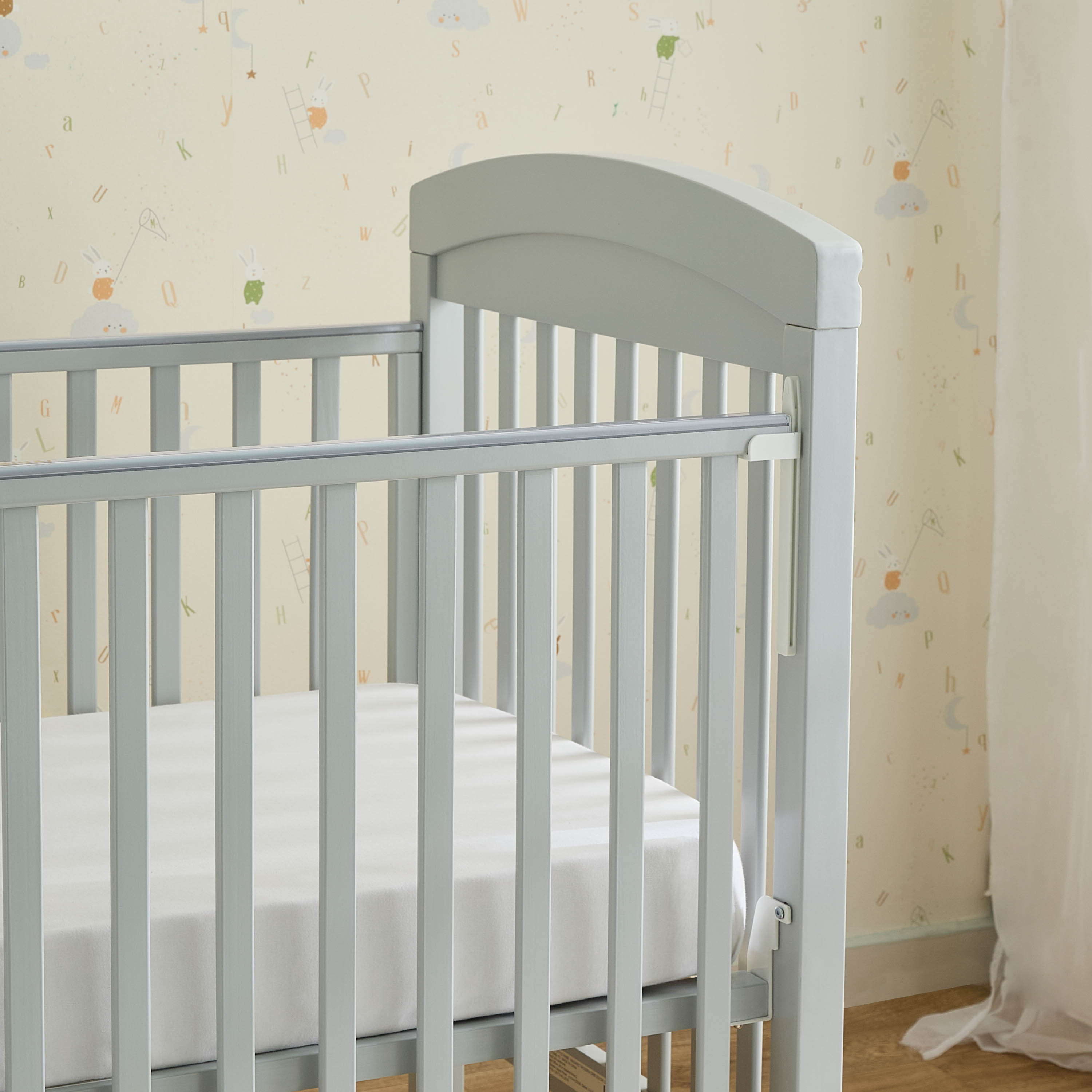 Magaret Crib with Adjustable Height (Up to 3 years)-baby-nursery-furniture-cribsandbeds-babycribs-image-6
