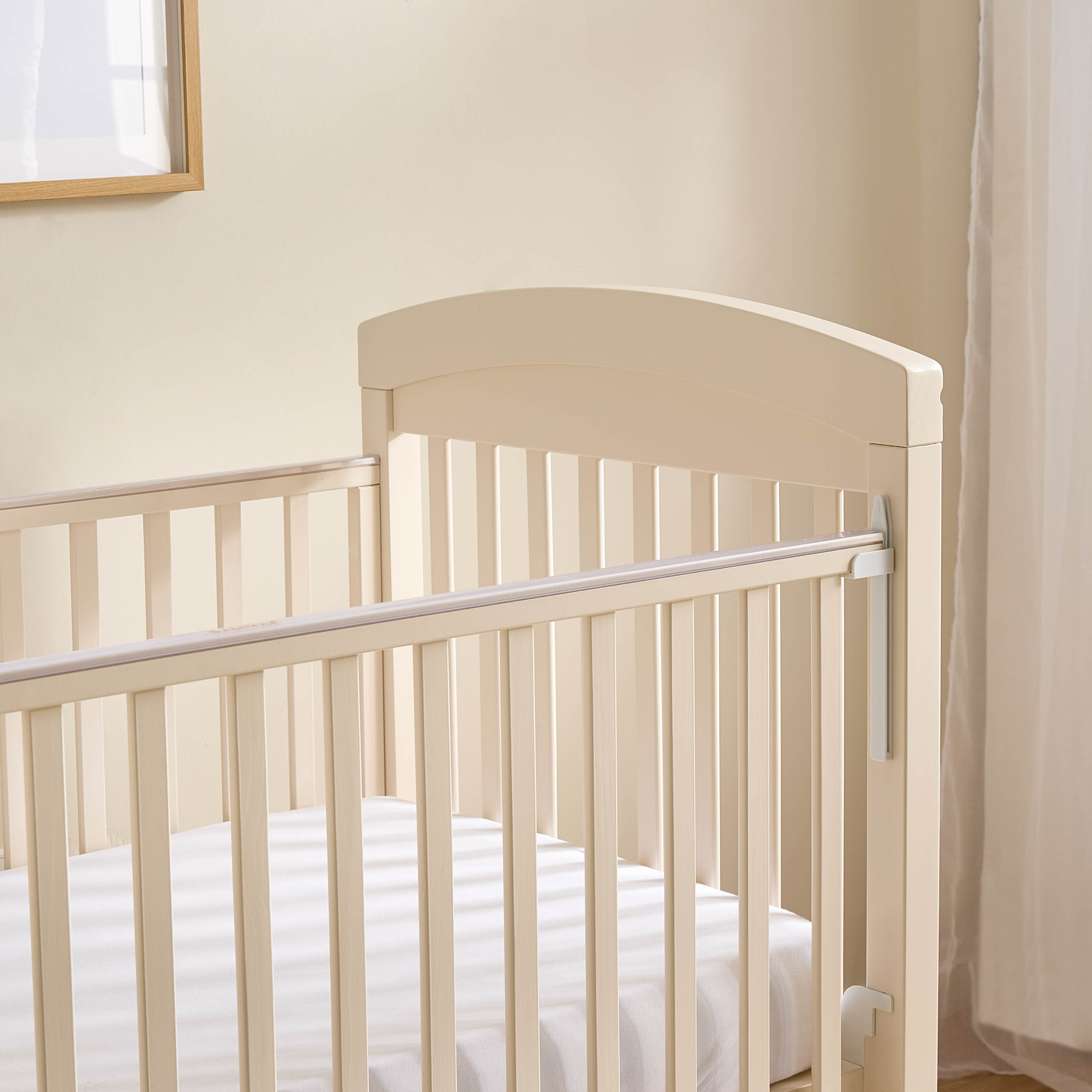Magaret Crib with Adjustable Height (Up to 3 years)-baby-nursery-furniture-cribsandbeds-babycribs-image-5