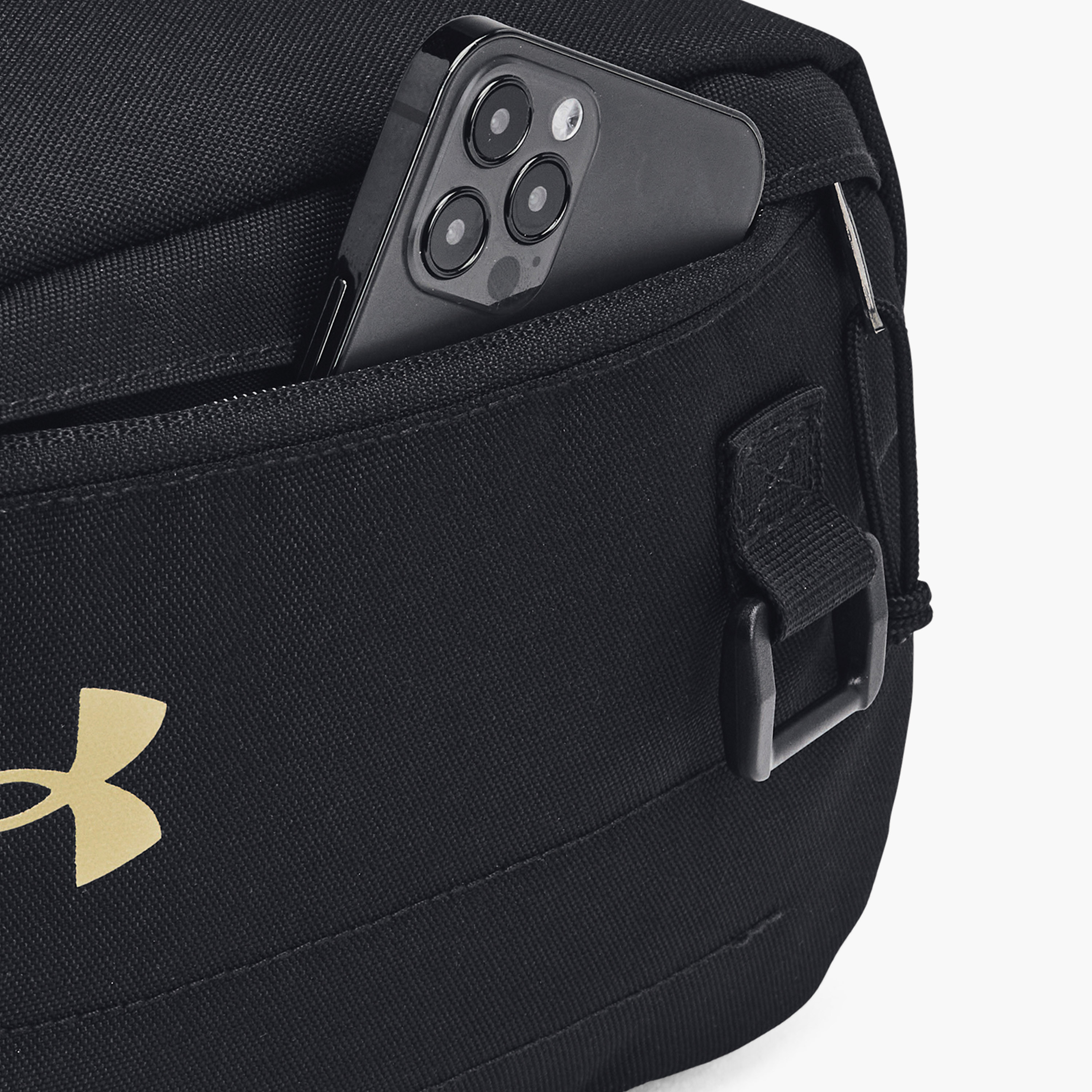 Under Armour Contain Travel Kit 1381922 | OE-men-bags-image-3