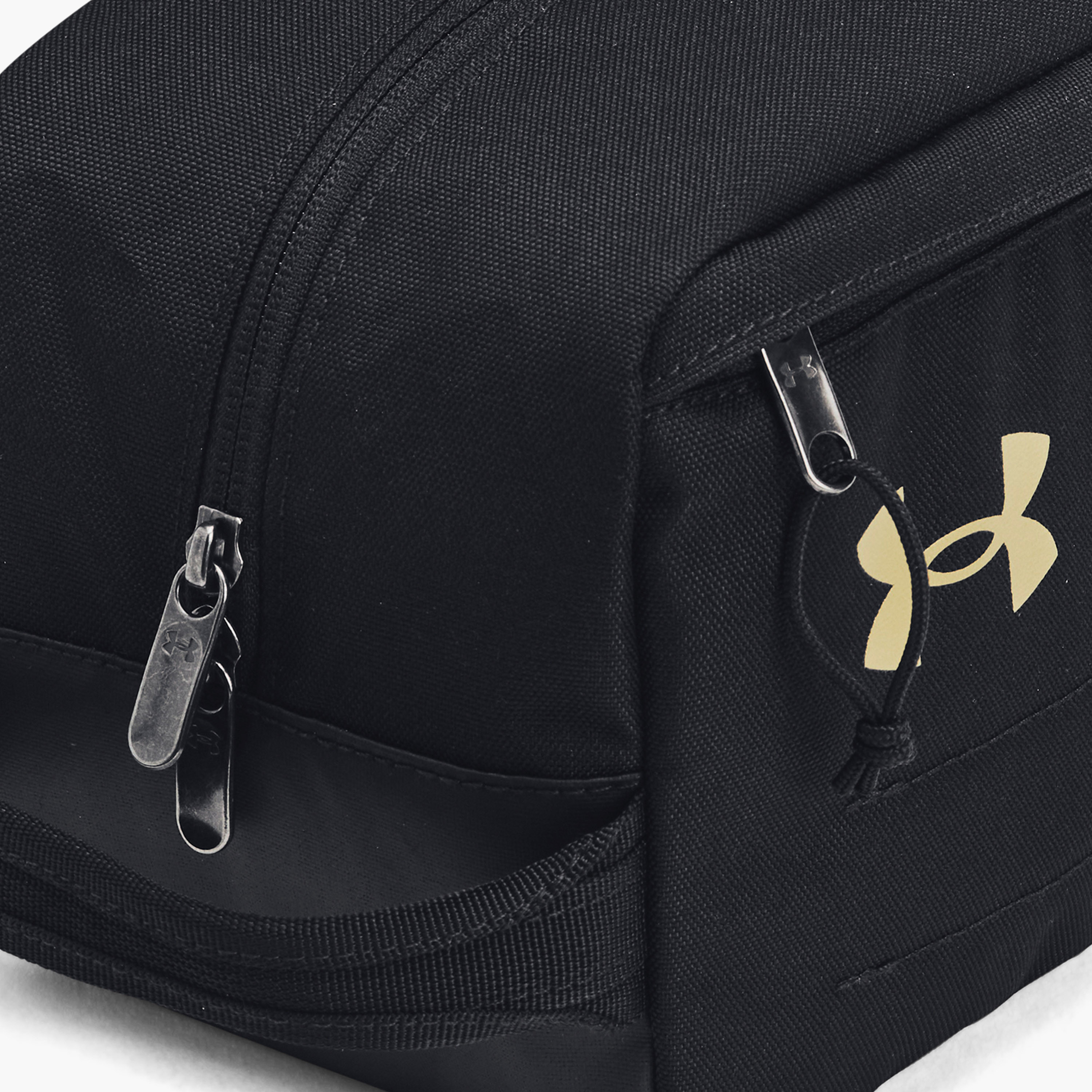 أندر أرمور - حقيبة السفر كونتين ترافيل كيت  1381922 | OE-men-bags-image-4