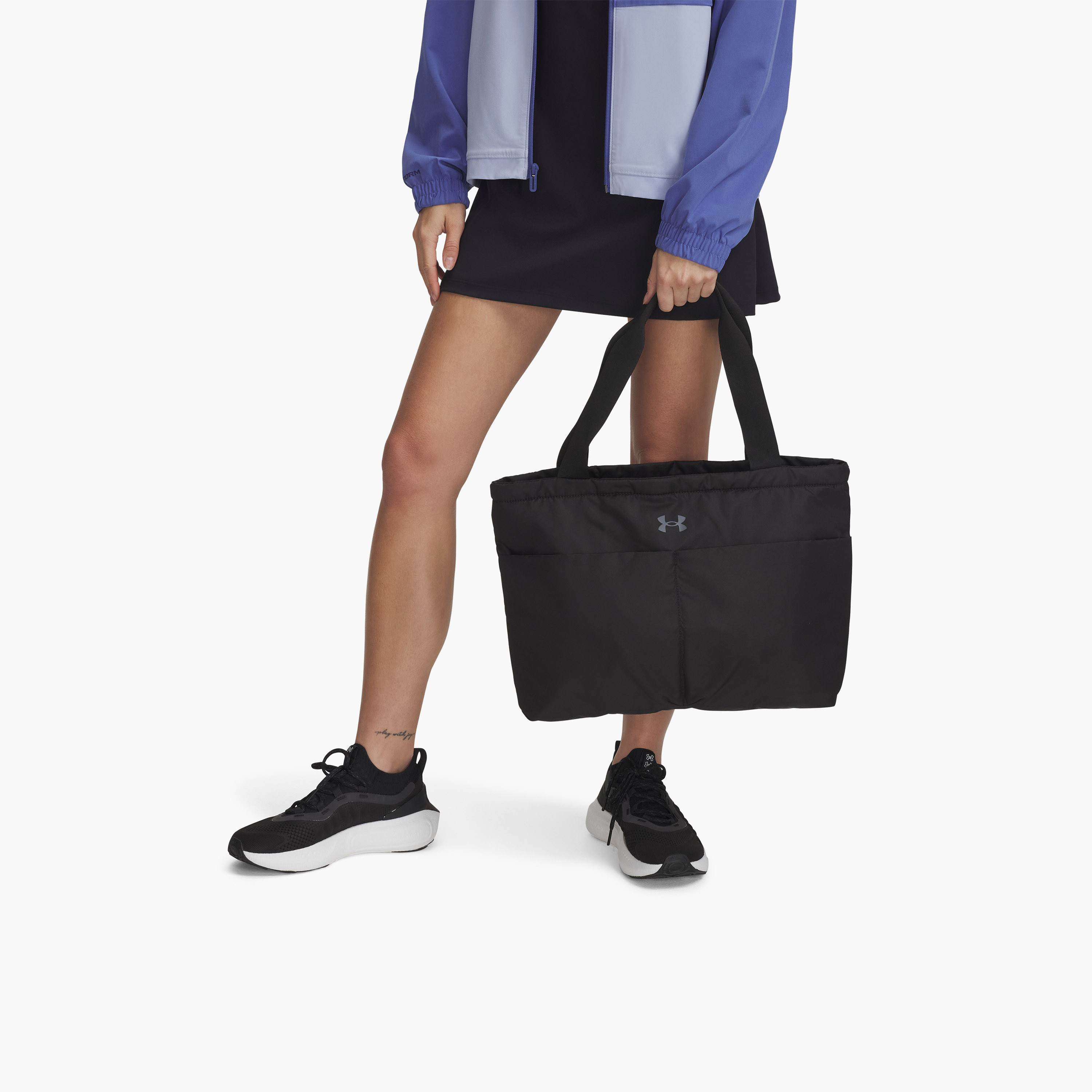 Under Armour Studio Lite Tote 1388920 | OE-sports-women-accessories-image-3