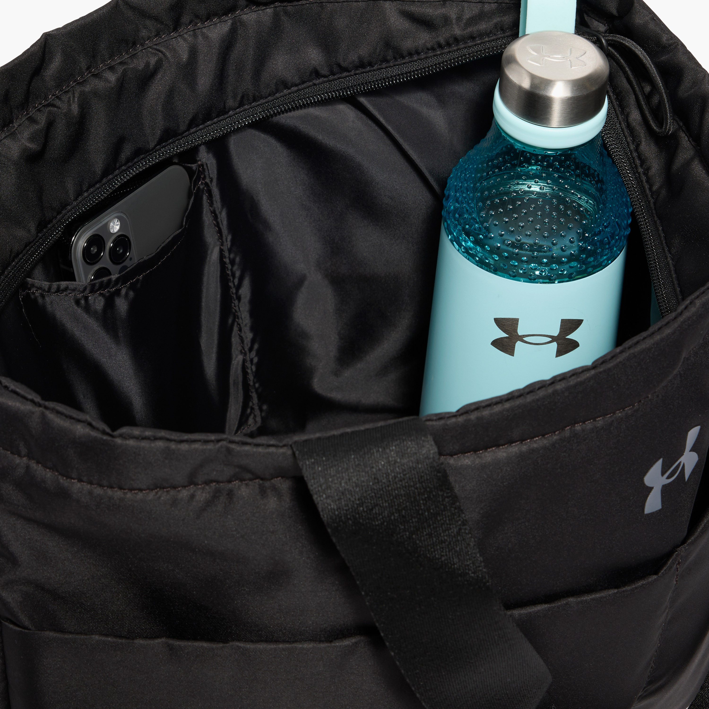 Under Armour Studio Lite Tote 1388920 | OE-sports-women-accessories-image-5