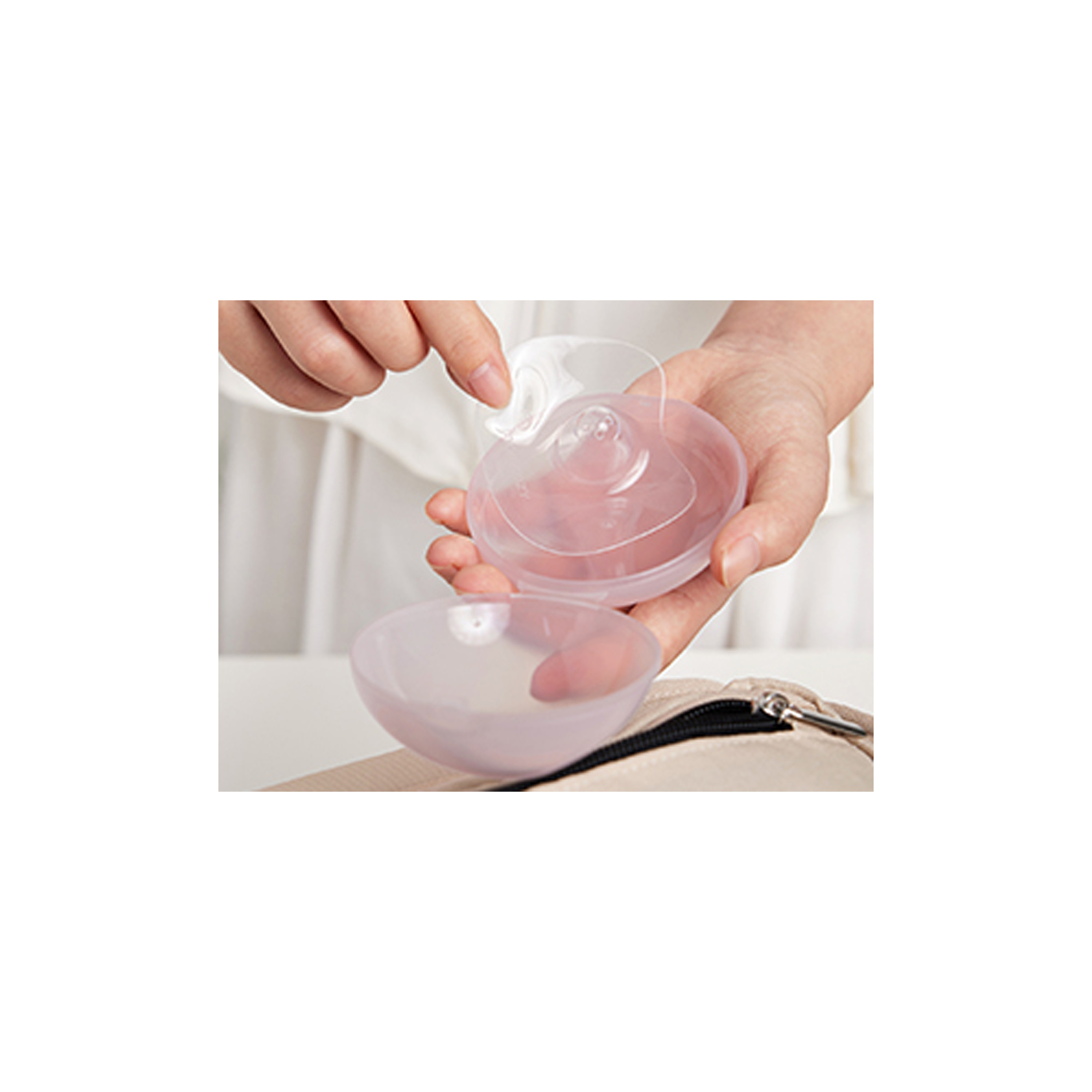 Momcozy 2-Piece Ultra-Thin & Super-Soft Silicone Contact Nipple Shields with Carry Case - 20mm-baby-feeding-breastfeedingandcare-image-13