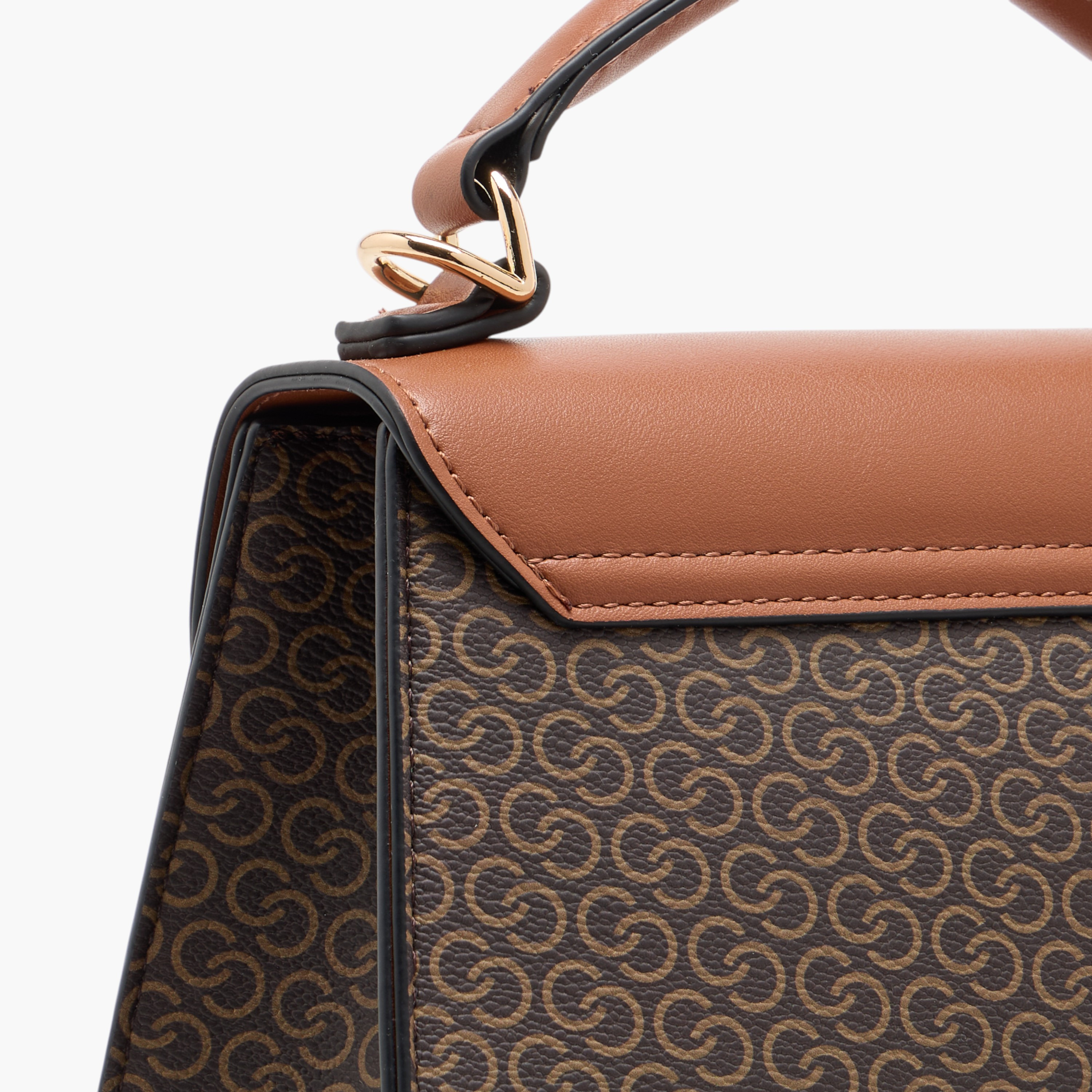 شنطة ساتشيل بحزام قابل للفصل وطية إغلاق وطبعات مونوجرام من سيليست-women-bagsandwallets-handbags-image-5