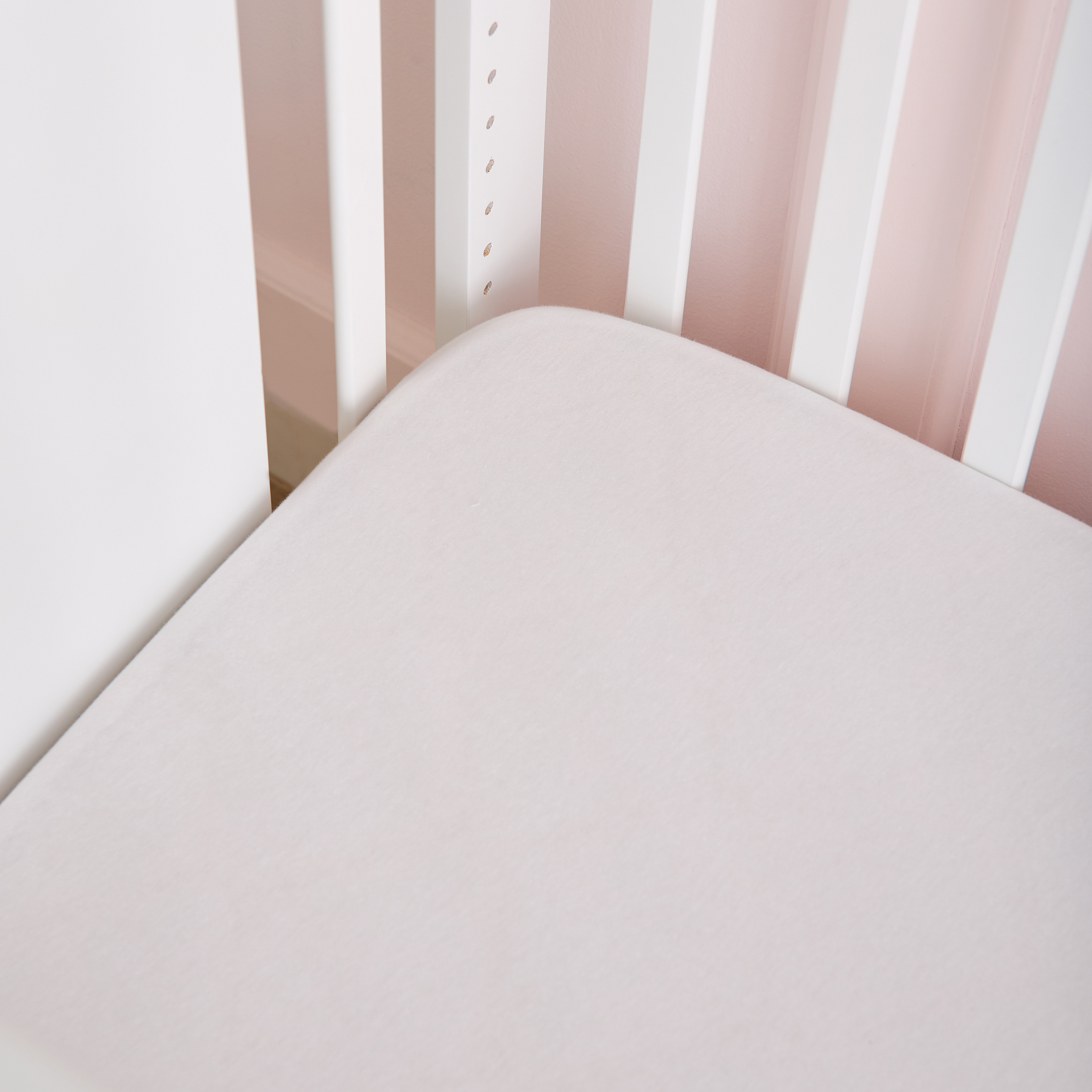 Little Bloomers Jane Crib with 4-in-1 Convertible Design and Adjustable Height (Up to 2 years)-baby-nursery-furniture-cribsandbeds-babycribs-image-15