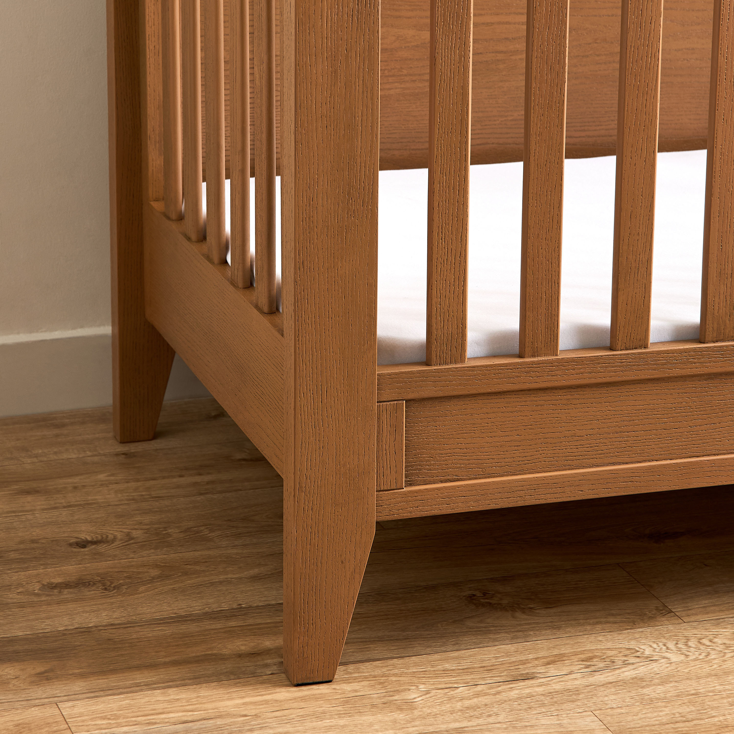 Giggles Atlas Crib with 2-in-1 Convertible Design and Adjustable Height (Up to 6 years)-baby-nursery-furniture-cribsandbeds-babycribs-image-9