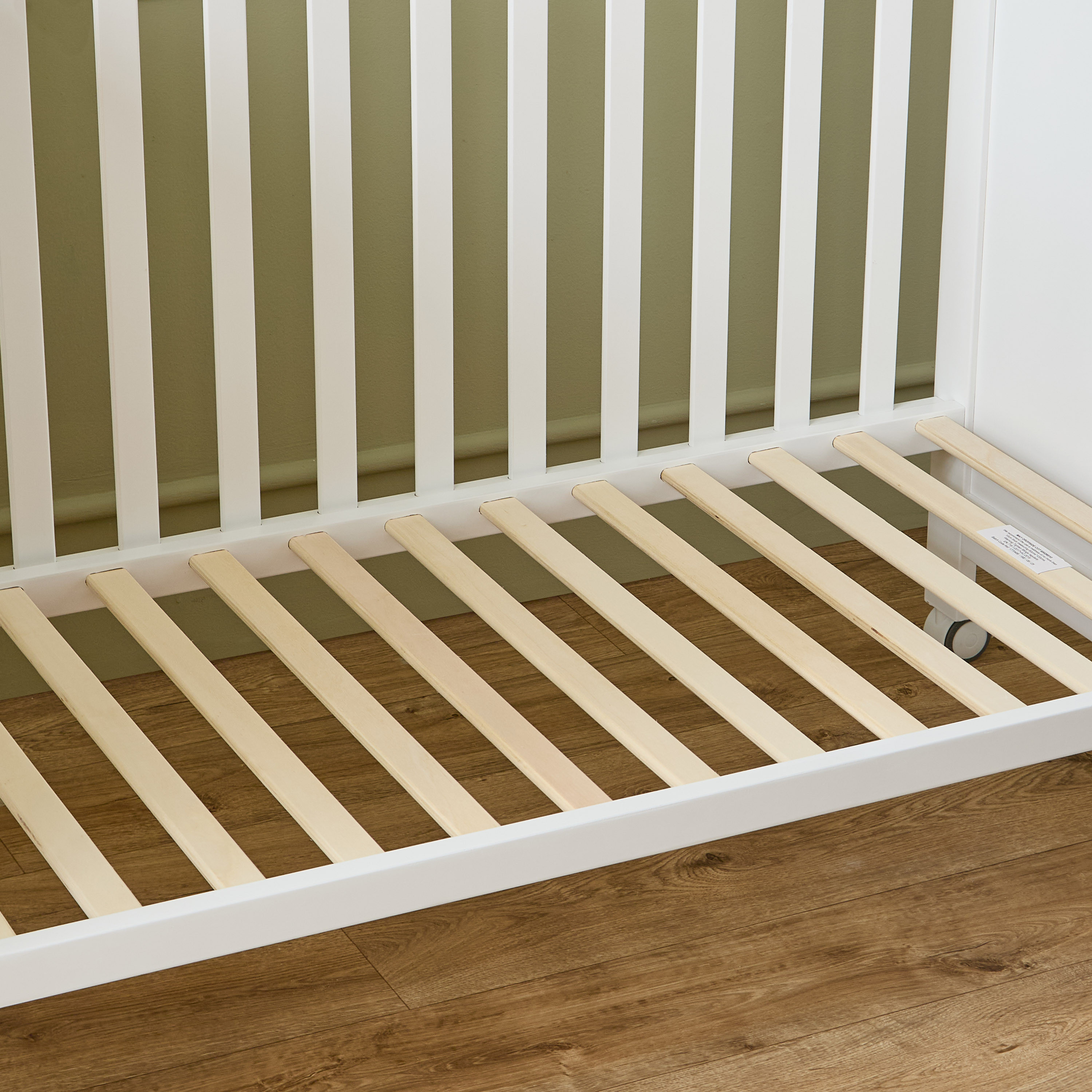 Little Bloomers May Crib with Adjustable Height (Up to 3 years)-baby-nursery-furniture-cribsandbeds-babycribs-image-9