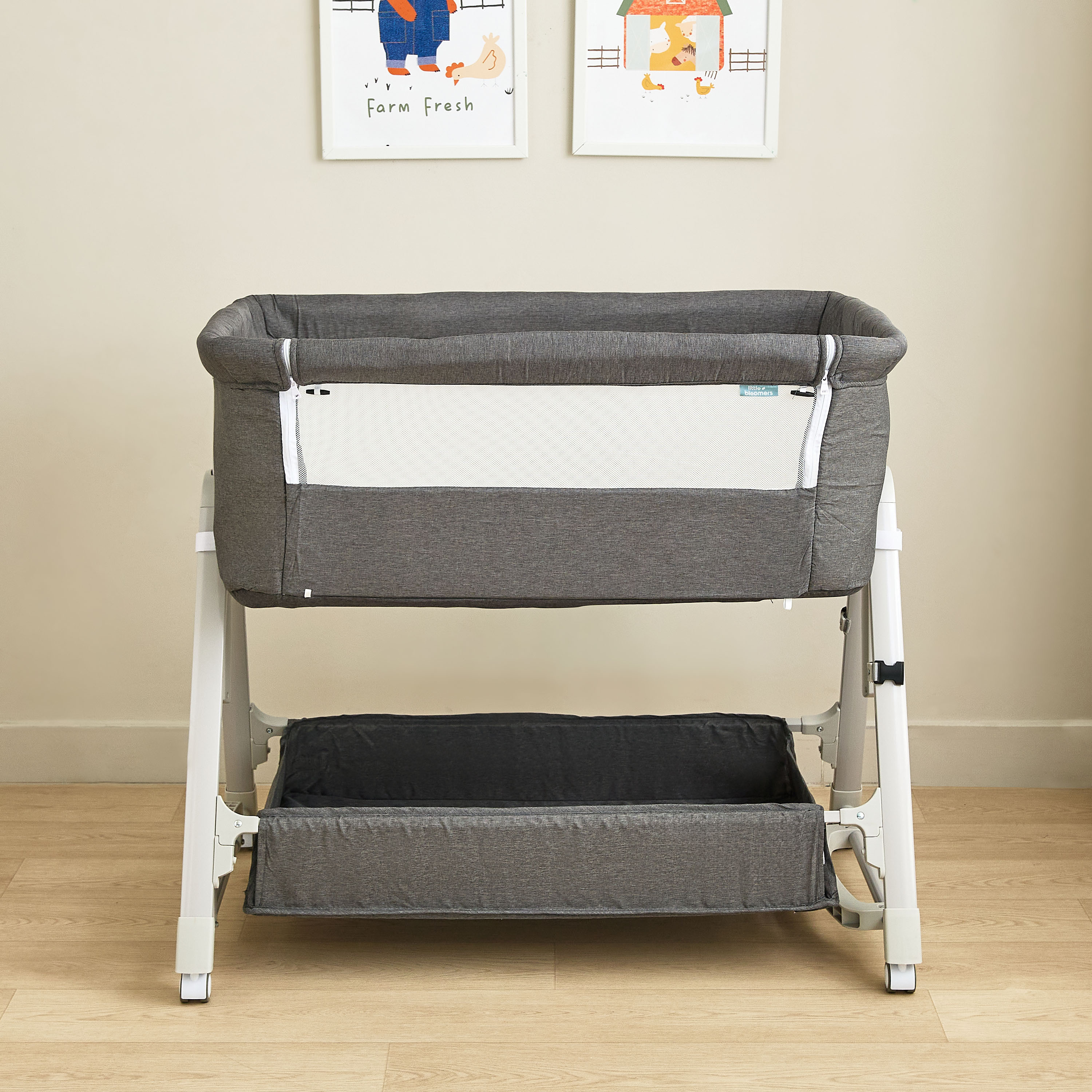 سرير هزاز من ليتل بلومرز من داليا-baby-nursery-furniture-cribsandbeds-bassinets-image-13