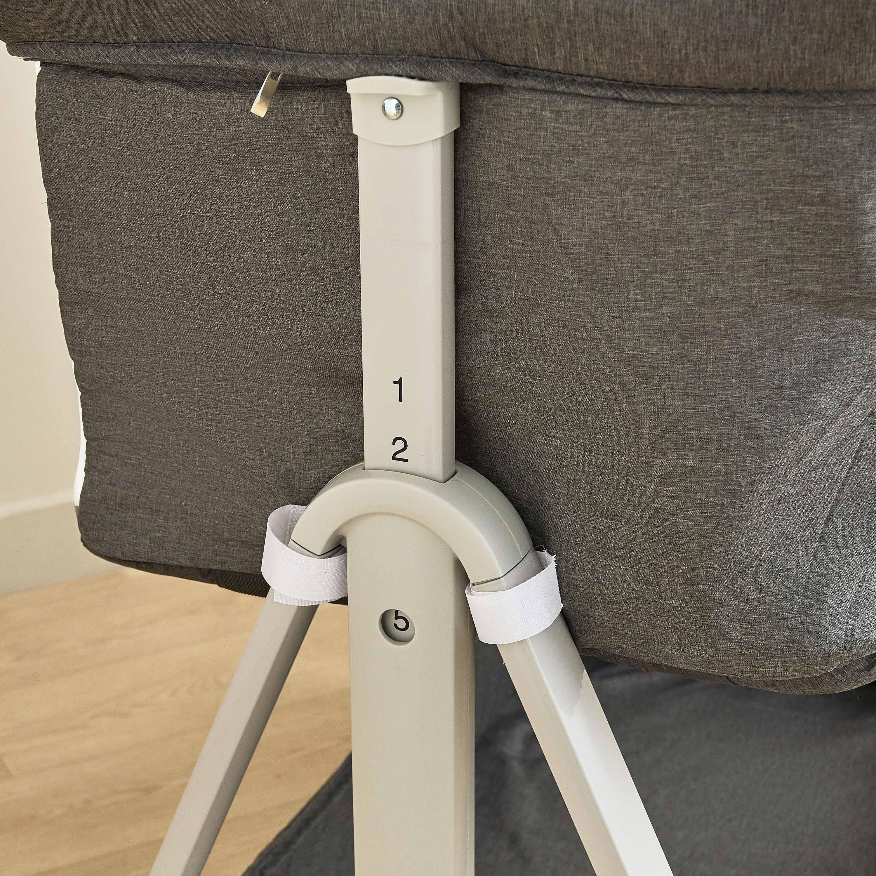 سرير هزاز من ليتل بلومرز من داليا-baby-nursery-furniture-cribsandbeds-bassinets-image-5