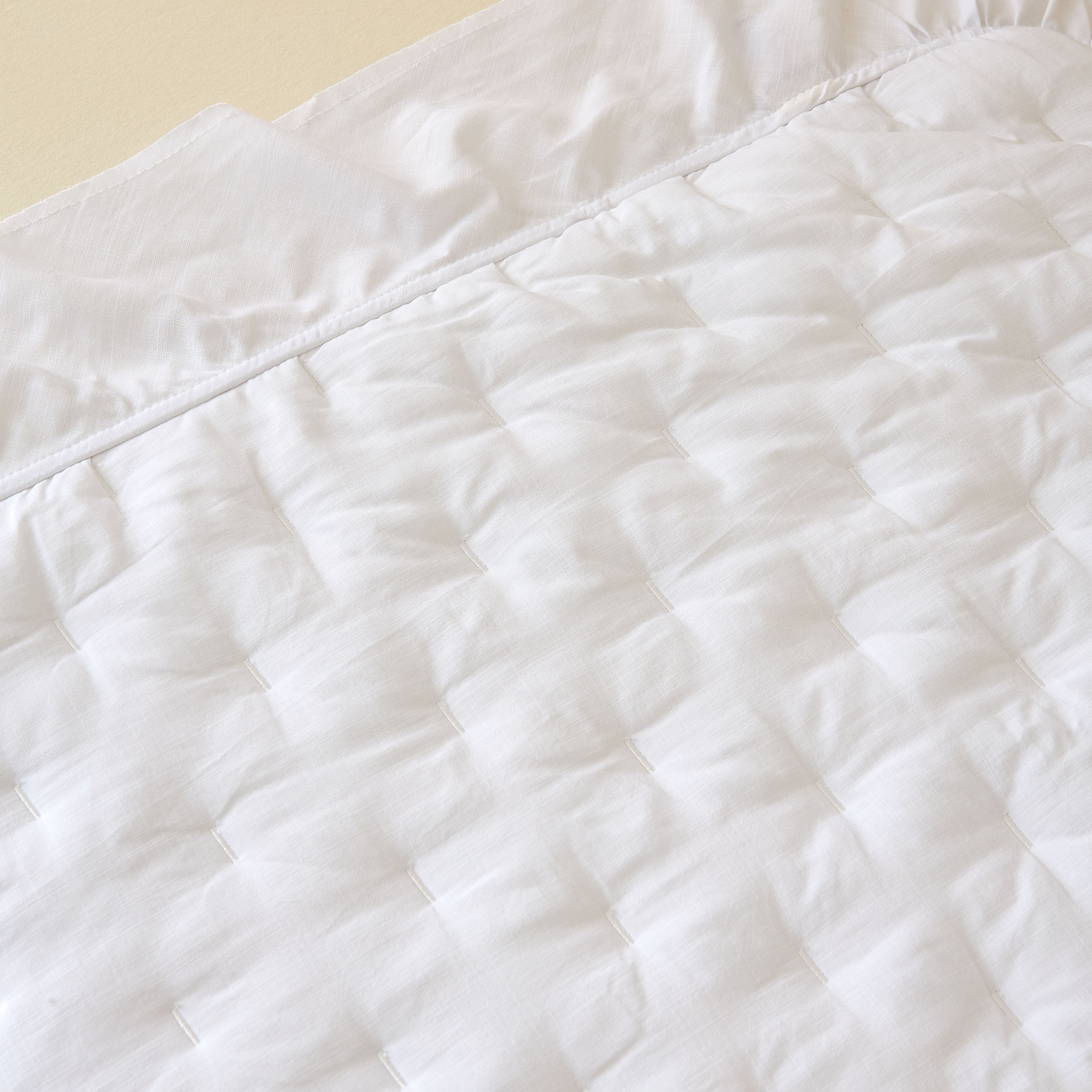 Giggles Quilt with Lightweight Design, 90x130 cm-baby-nursery-babybedding-image-5