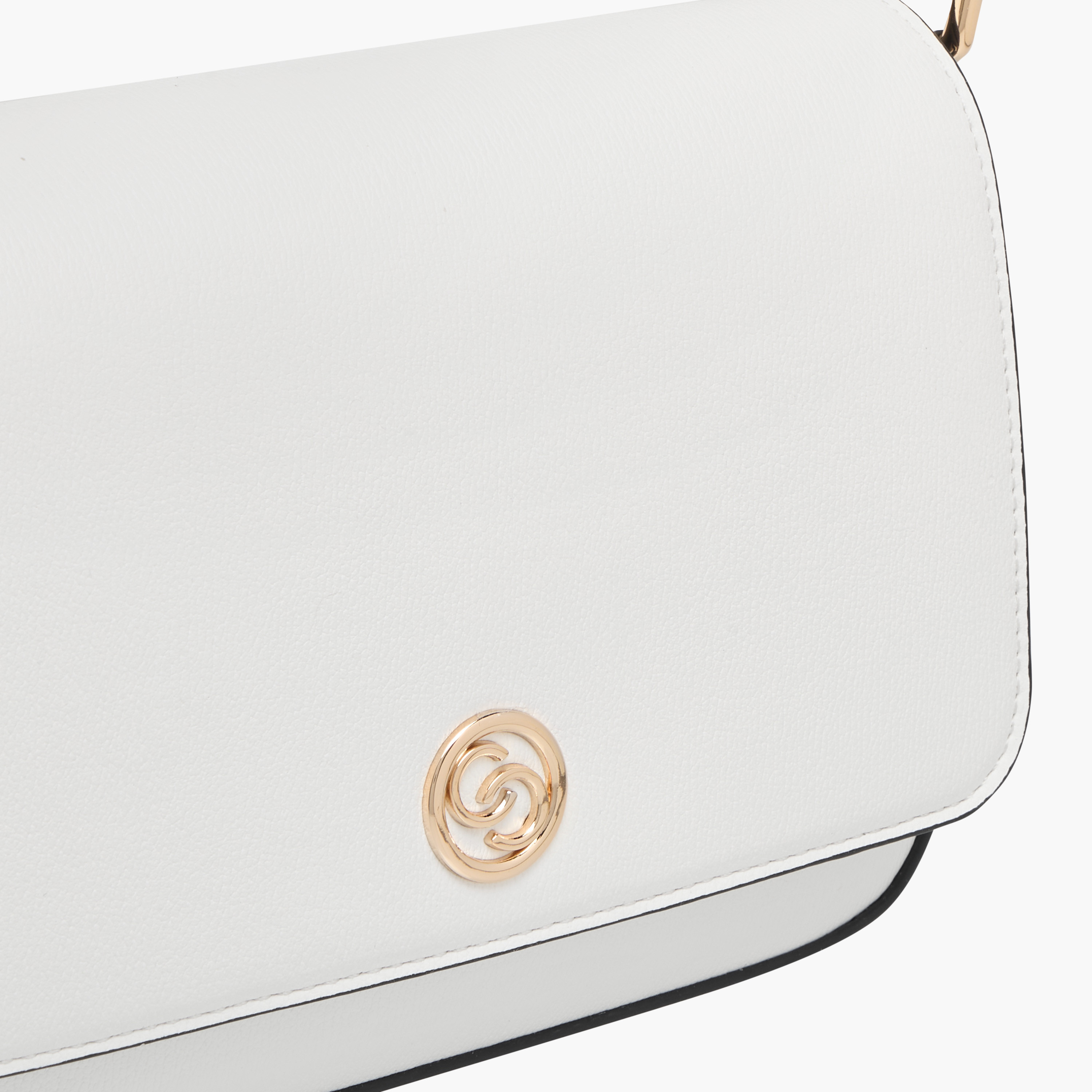 شنطة كروس بودي سادة بطية إغلاق وحزام قابل للتعديل من سيليست-women-bagsandwallets-handbags-image-4