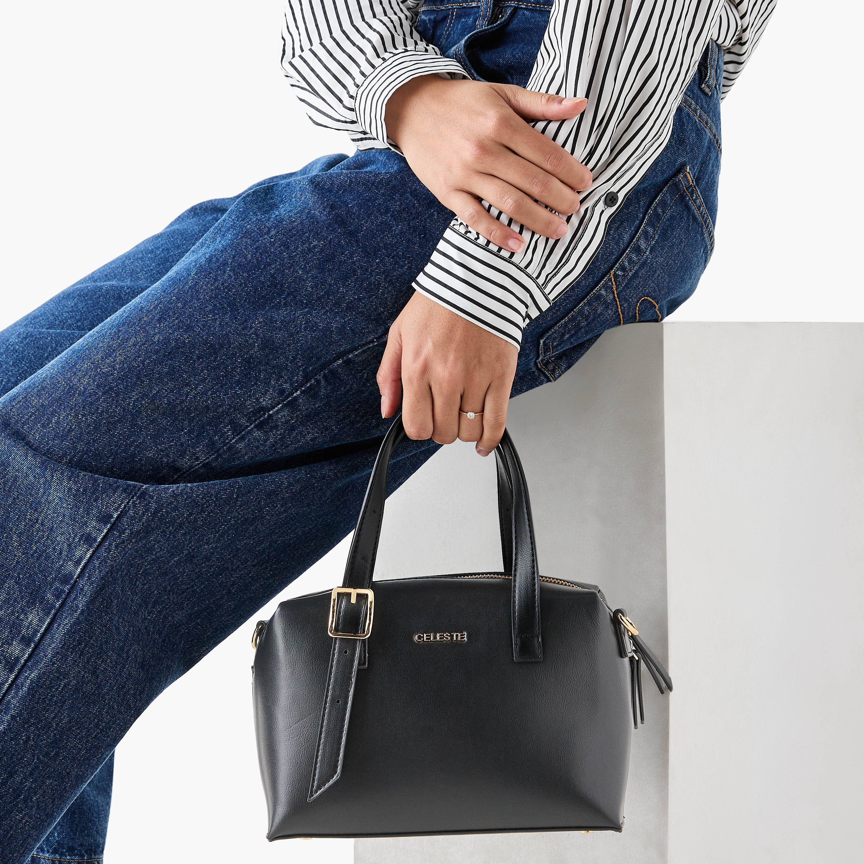شنطة توتي سادة بسحاب إغلاق وحزام قابل للتعديل من سيليست-women-bagsandwallets-handbags-image-2