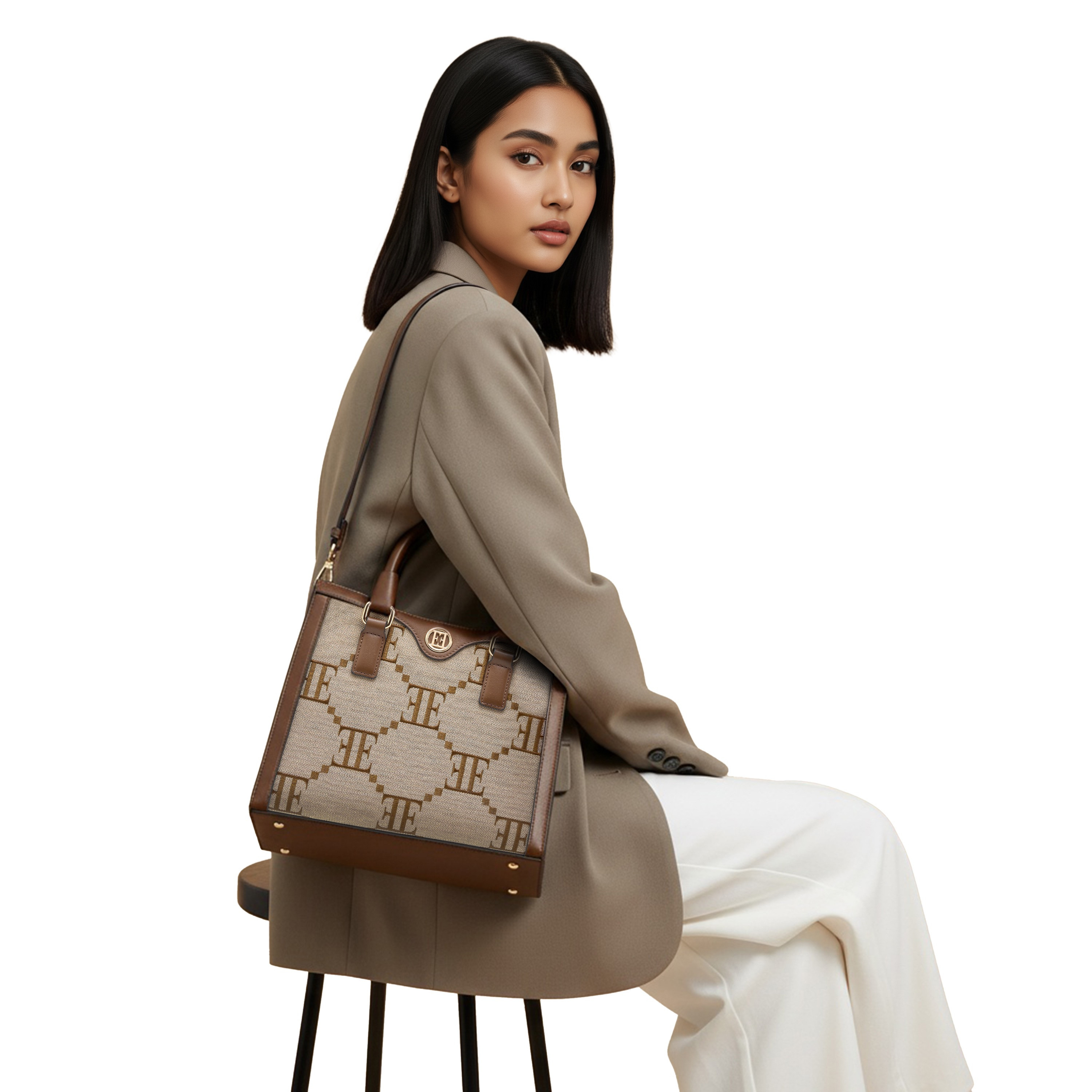 شنطة توتي بمقابض مزدوجة وسحاب إغلاق وتطريز مونوجرام من إيل-women-bagsandwallets-handbags-image-2