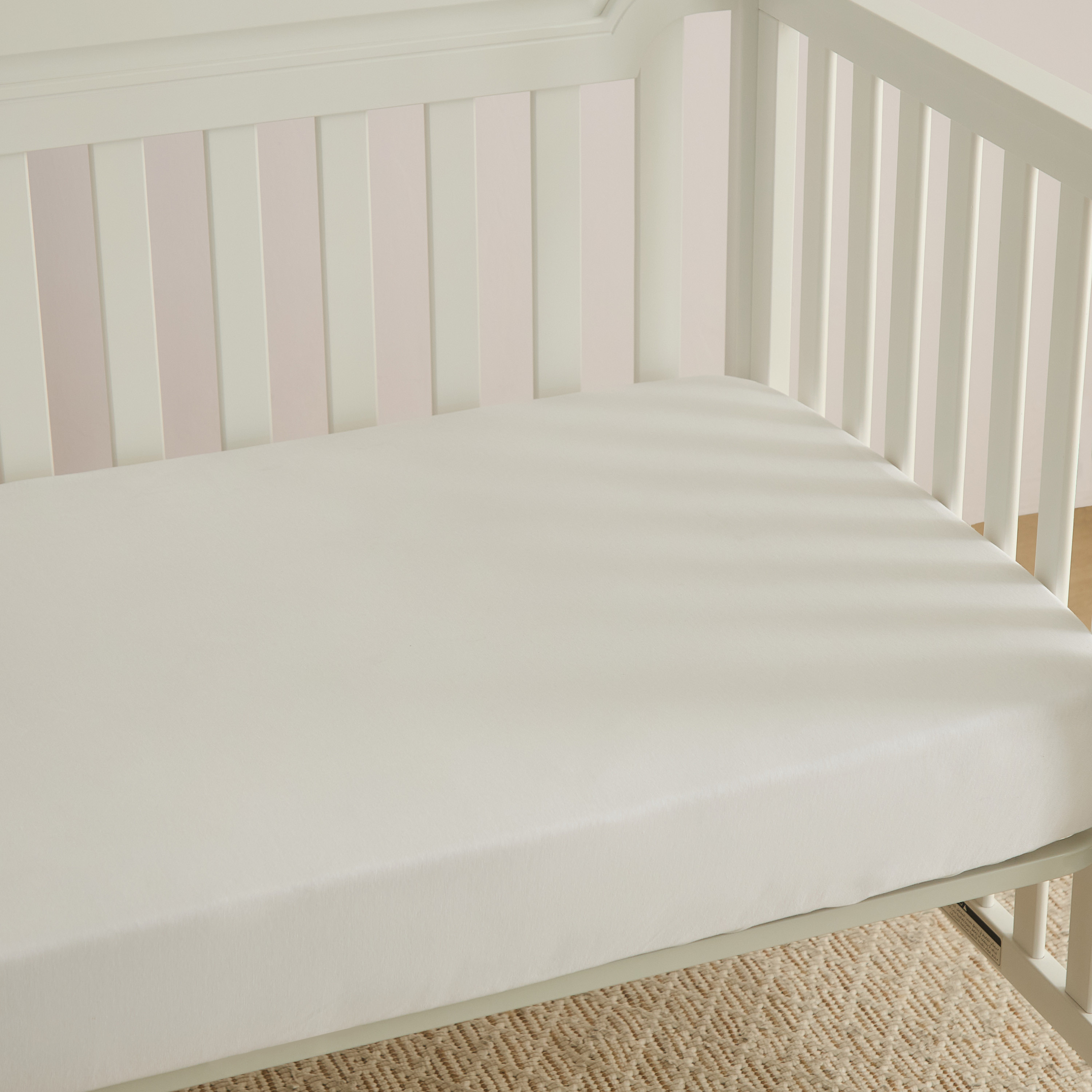 Juniors Solid Fitted Sheet - 70x130x20 cm-baby-nursery-babybedding-image-3