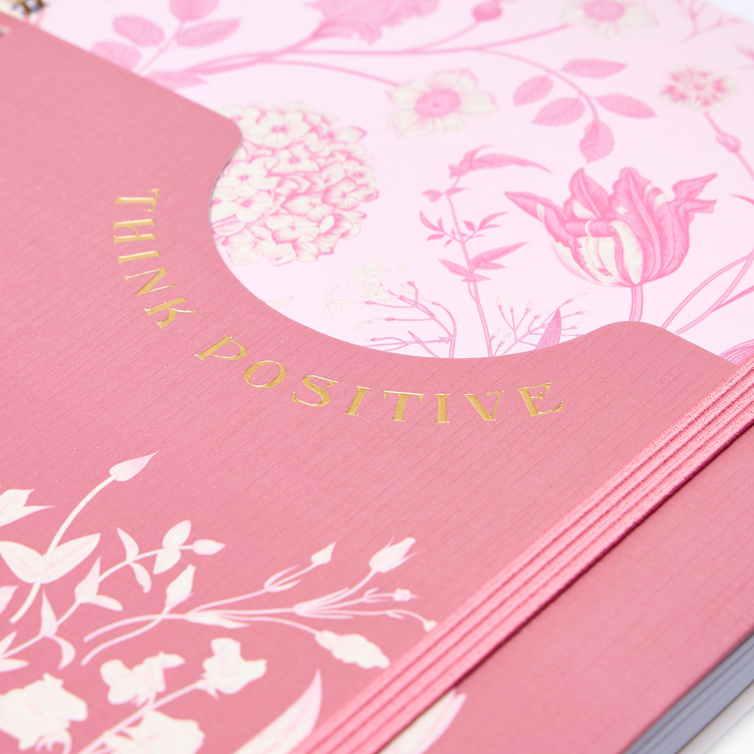 دفتر A5 سبيرال مسطر بطبعات وجيب-school-stationery-notebooks-image-4