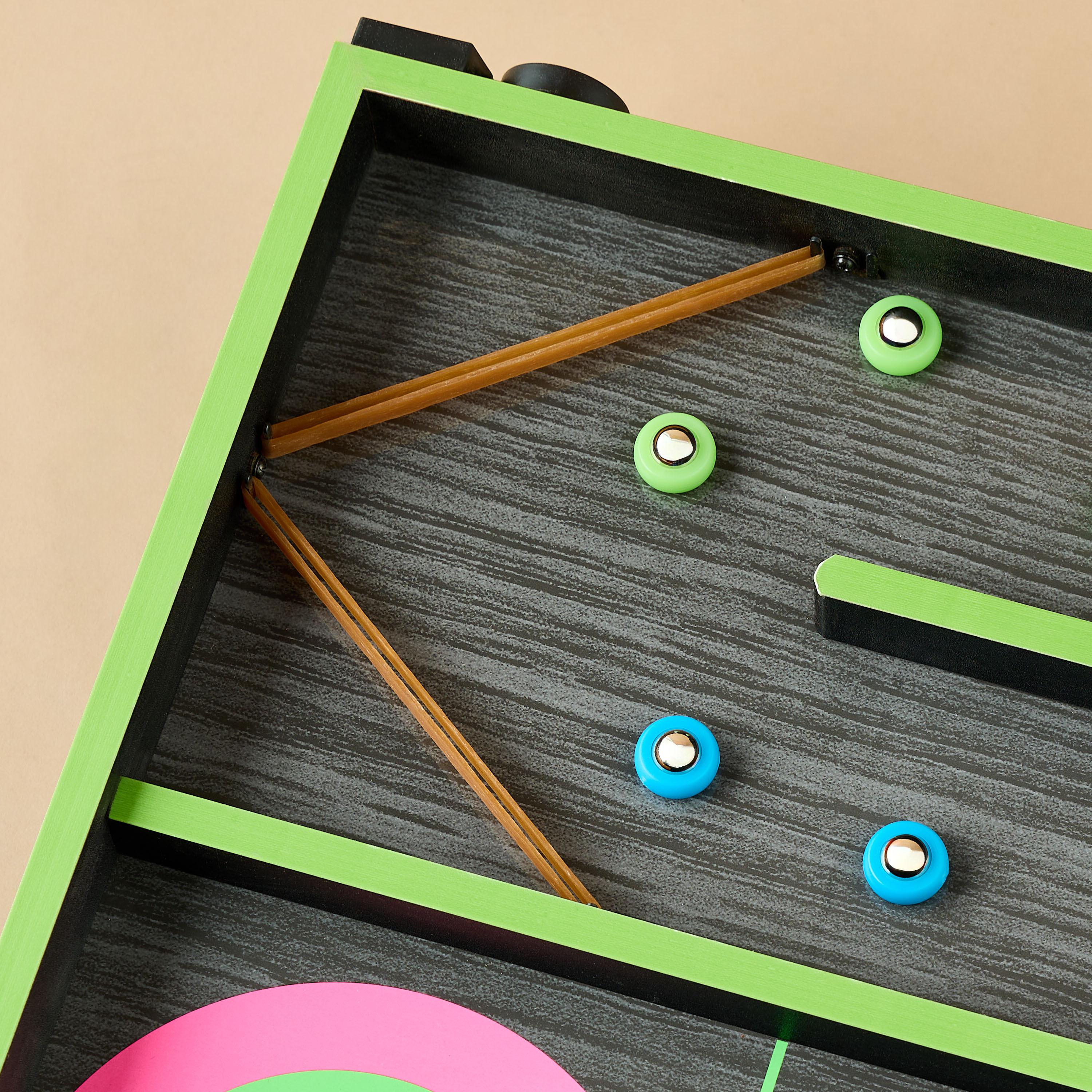 مجموعة ألعاب الطاولة جلو آند دارك 4 في 1 من فايندز-school-stationery-accessories-image-5